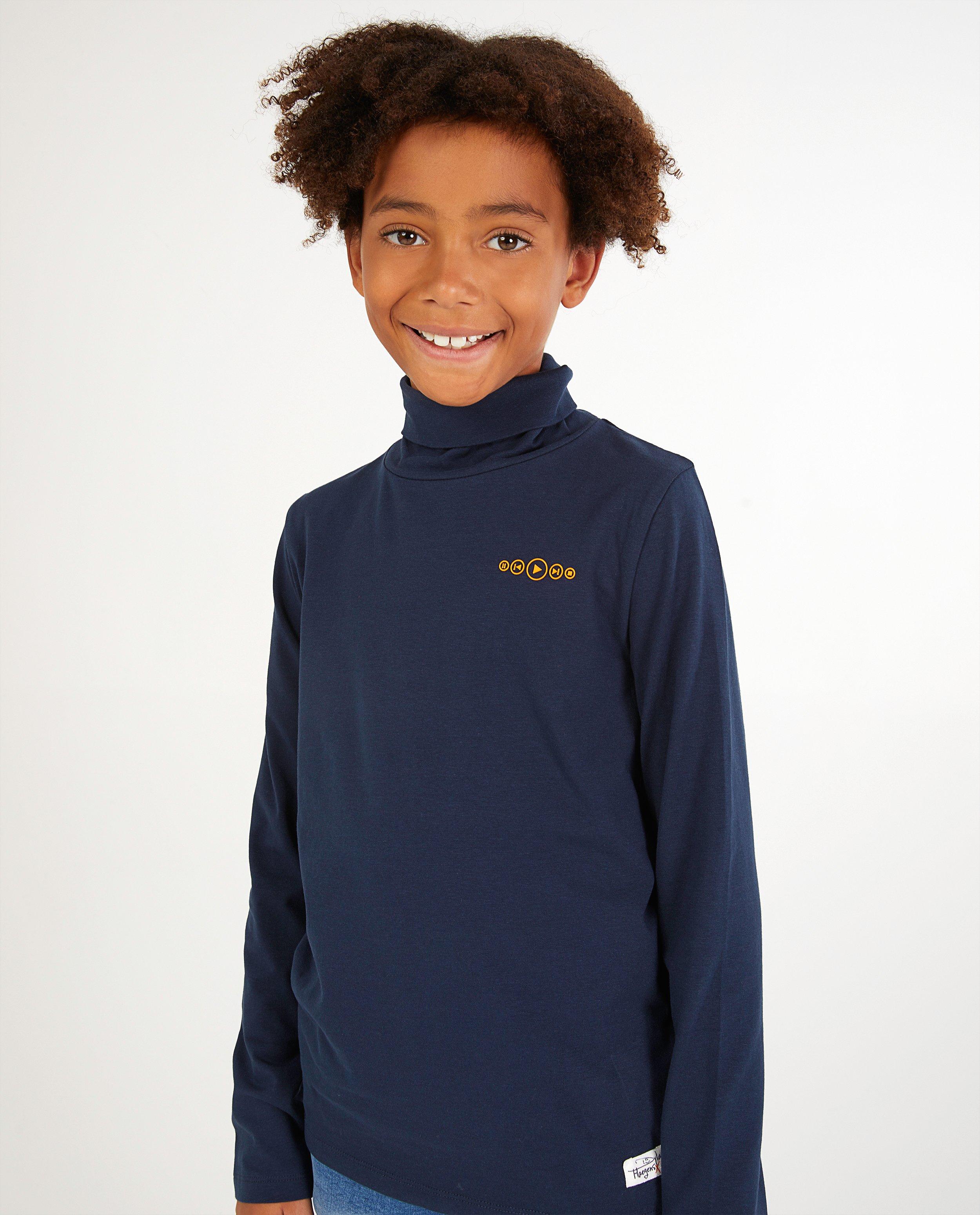 T-shirts - 