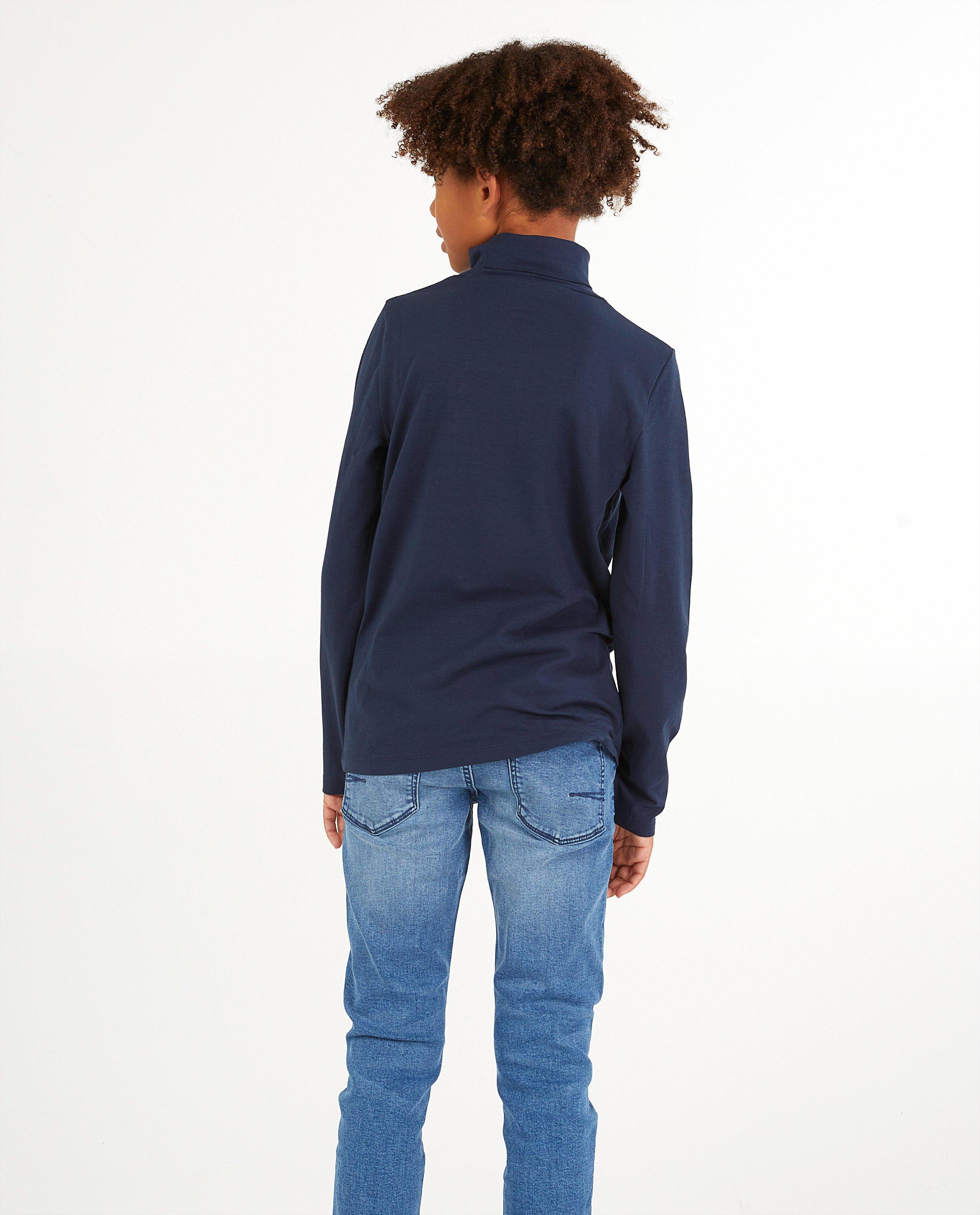 T-shirts - 