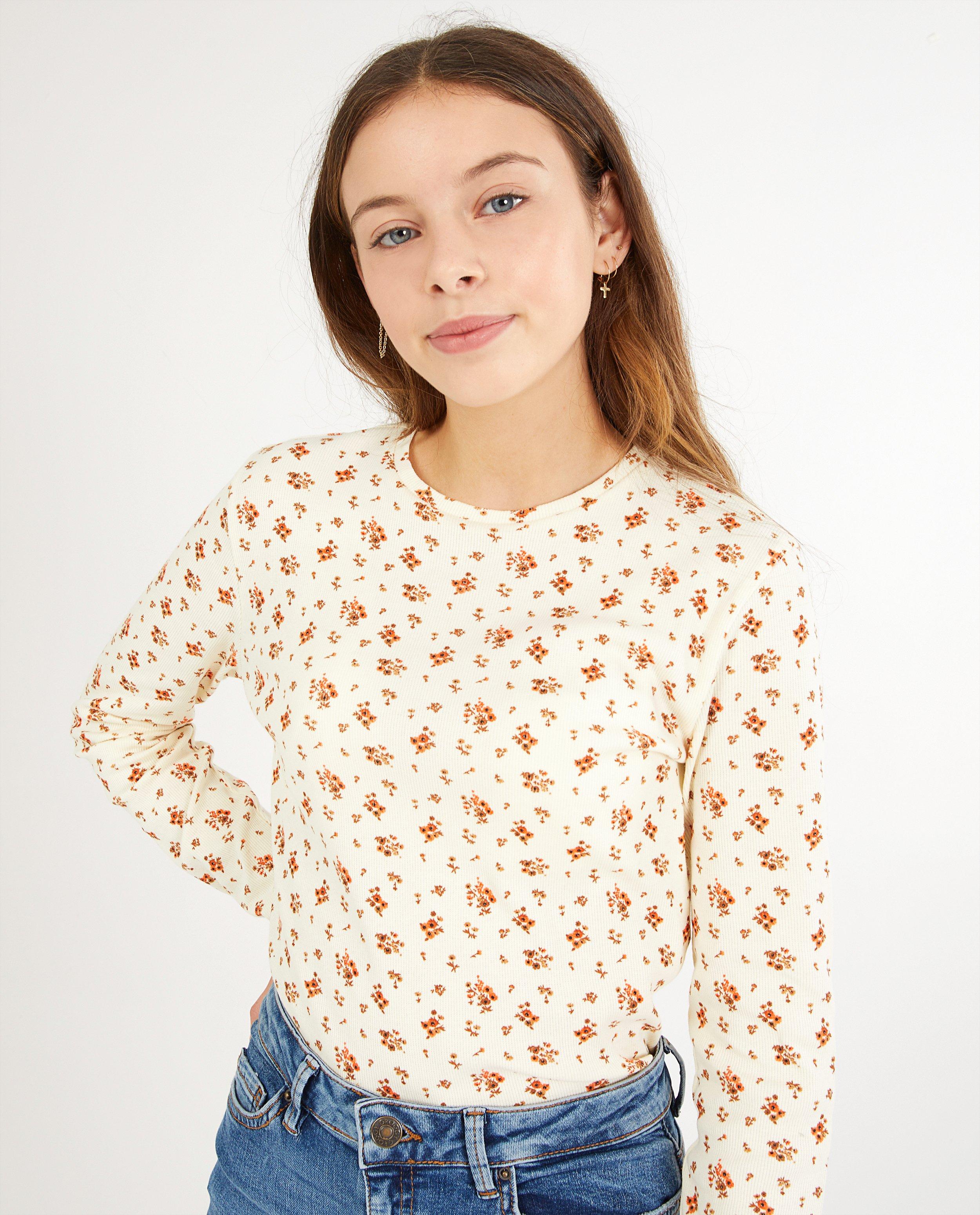 T-shirts - 