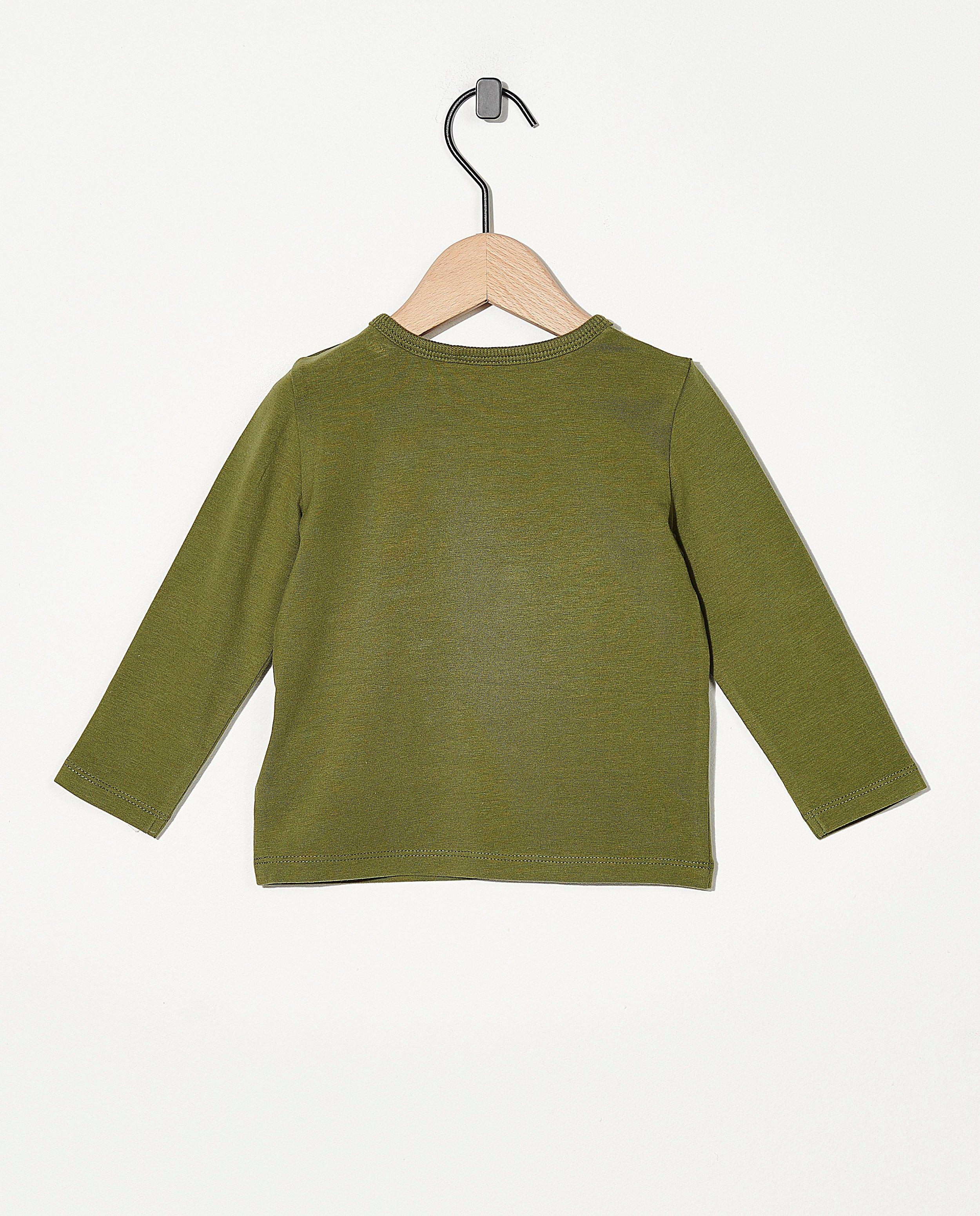 T-shirts - 