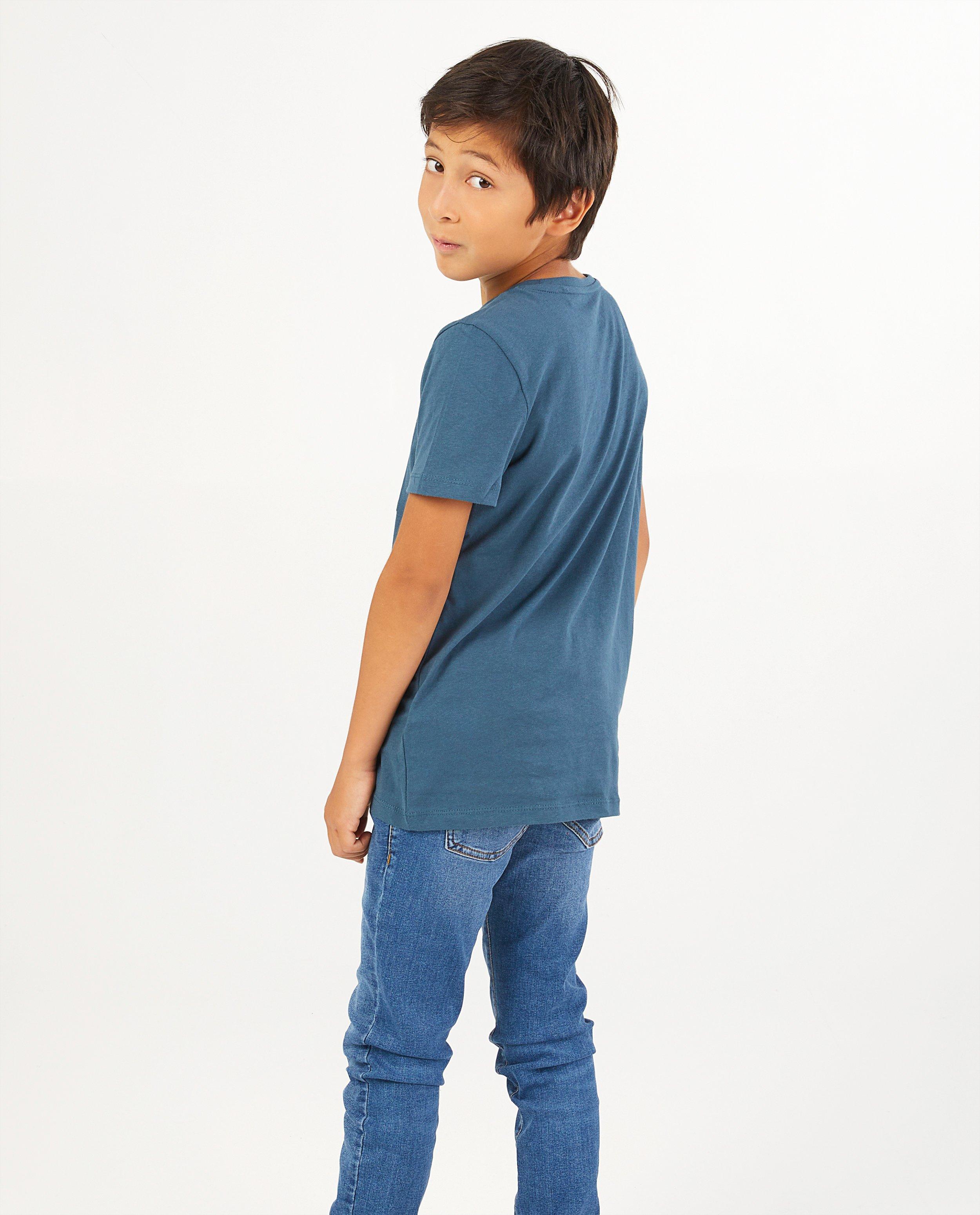 T-shirts - 