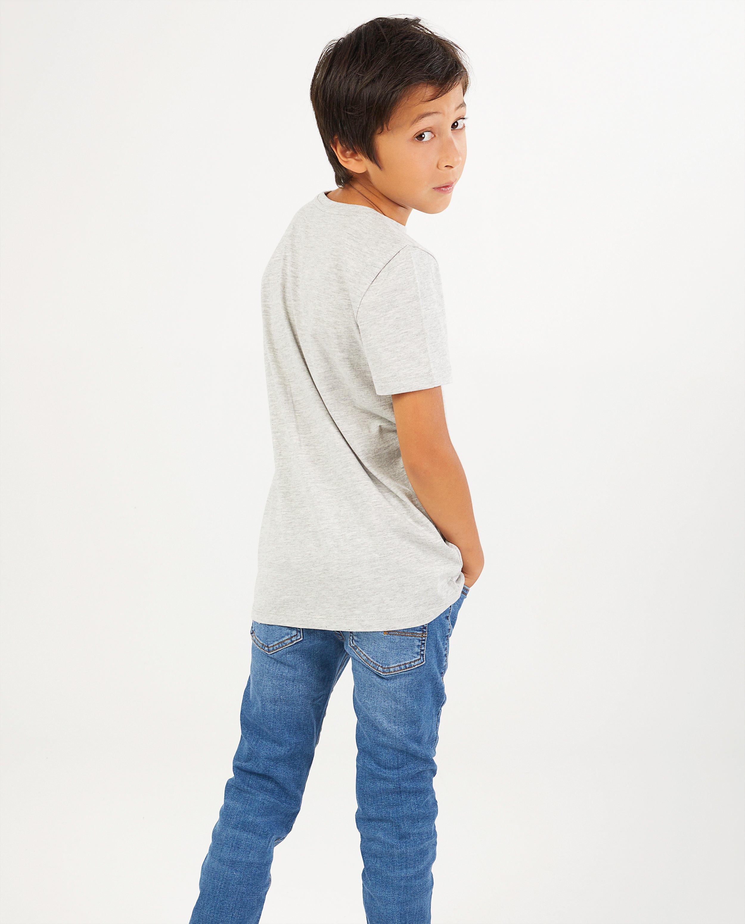 T-shirts - 