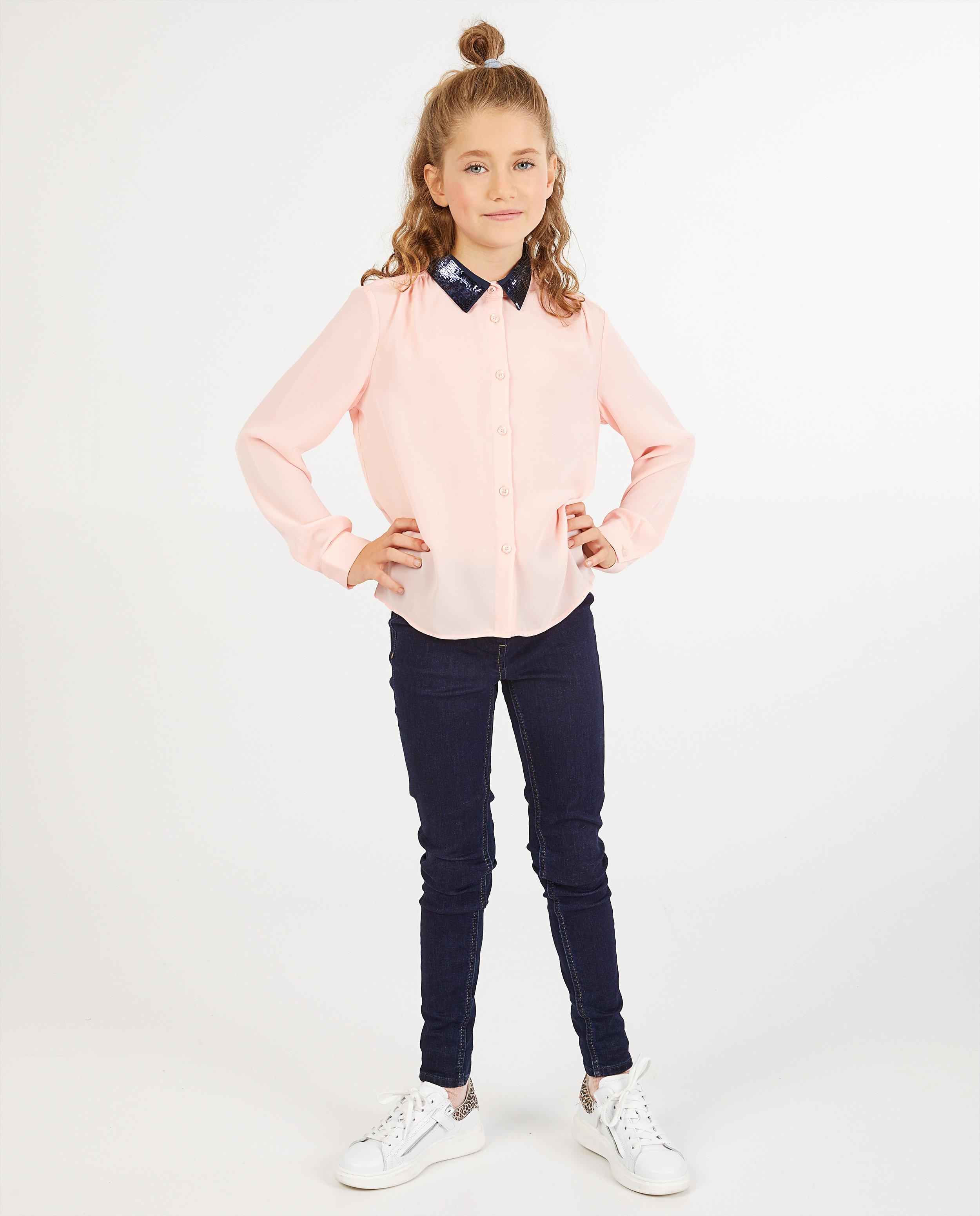 Soepel roze hemd met pailletten
 - aan de kraag - Fish & Chips