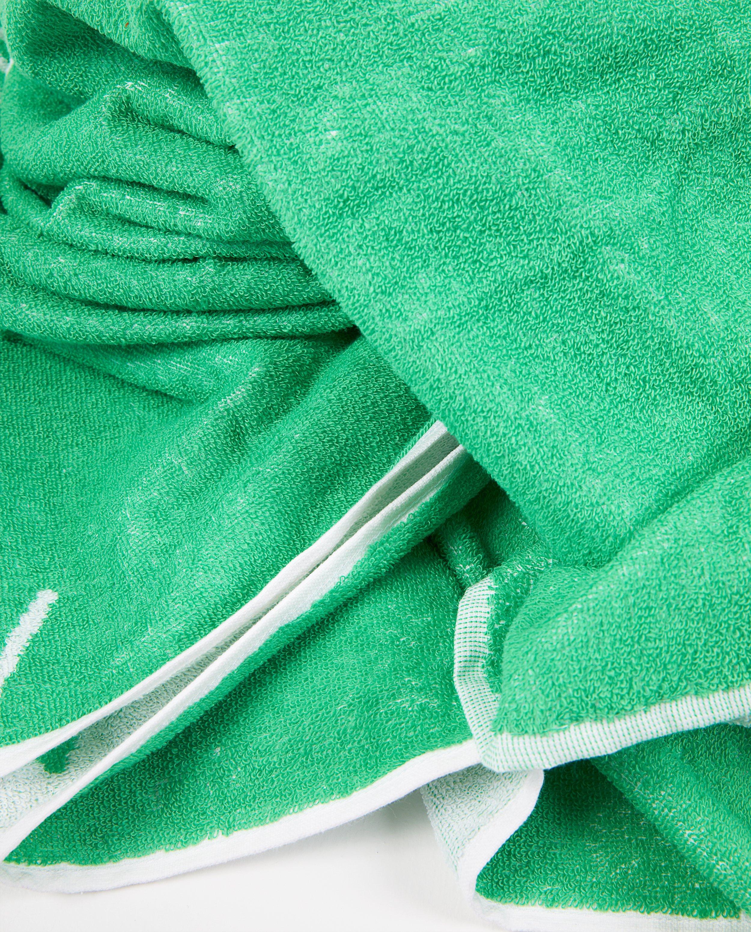 Breigoed - Groen corona-proof strandhandoek