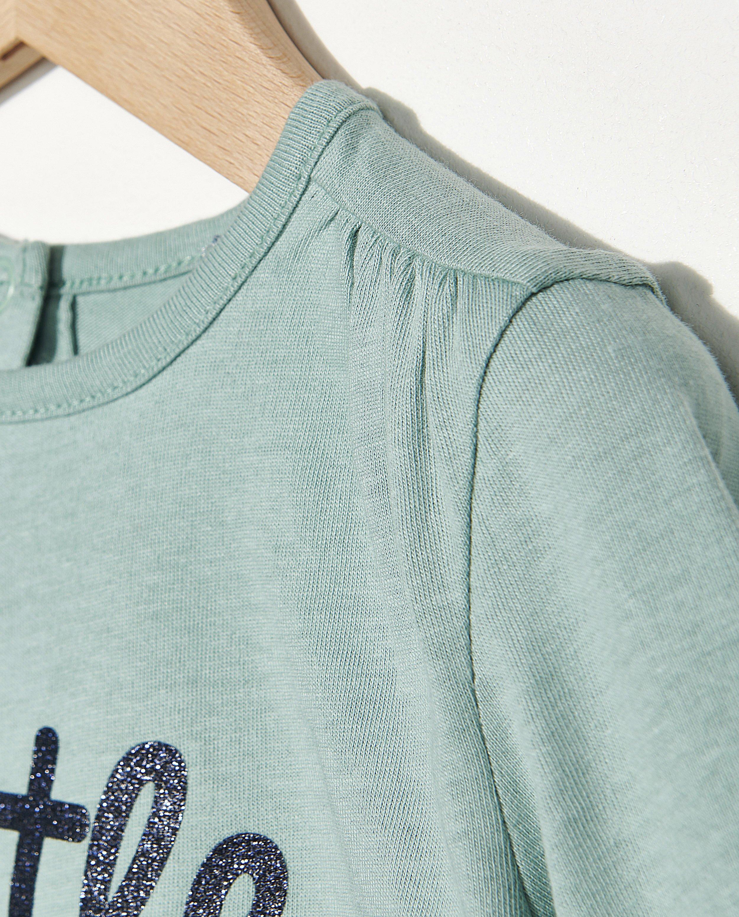 T-shirts - 