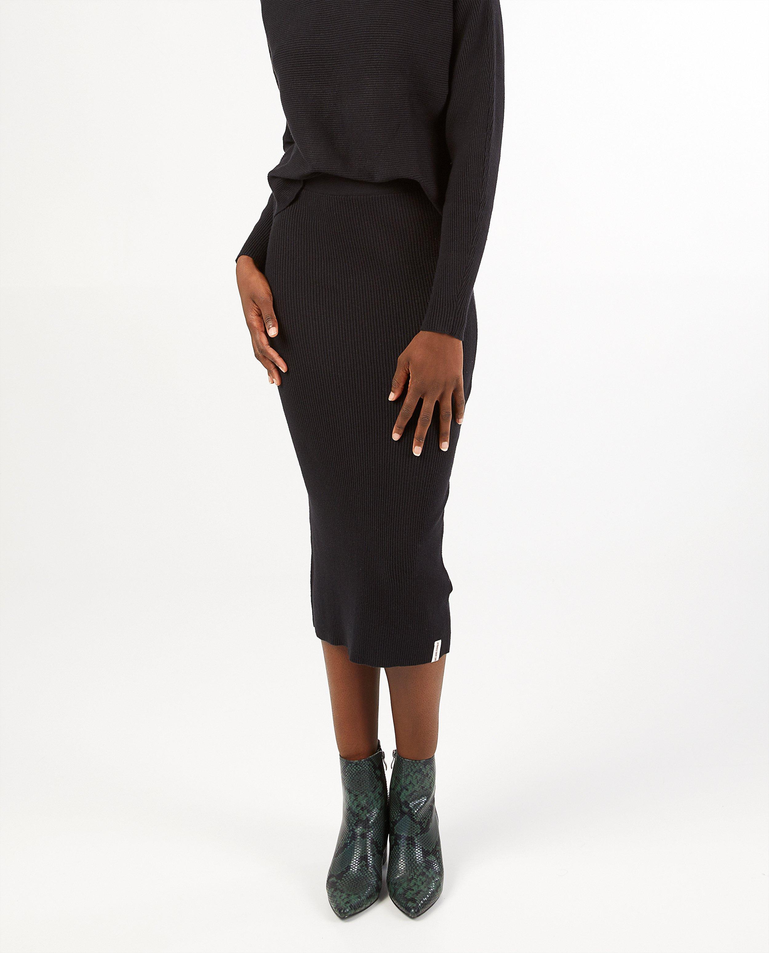 Jupes - Jupe noire en tricot