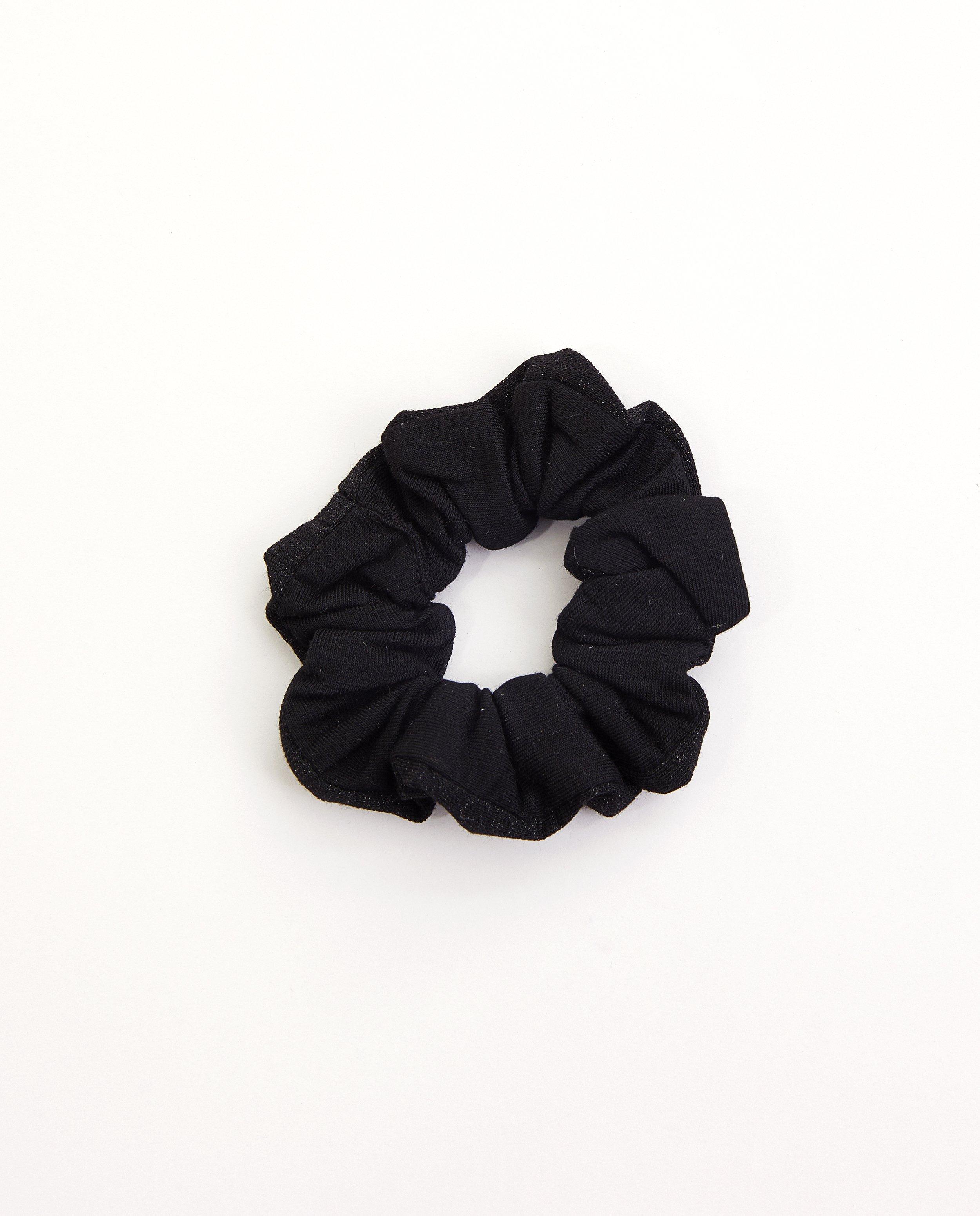 Zwarte scrunchie - met metaaldraad - Fish & Chips