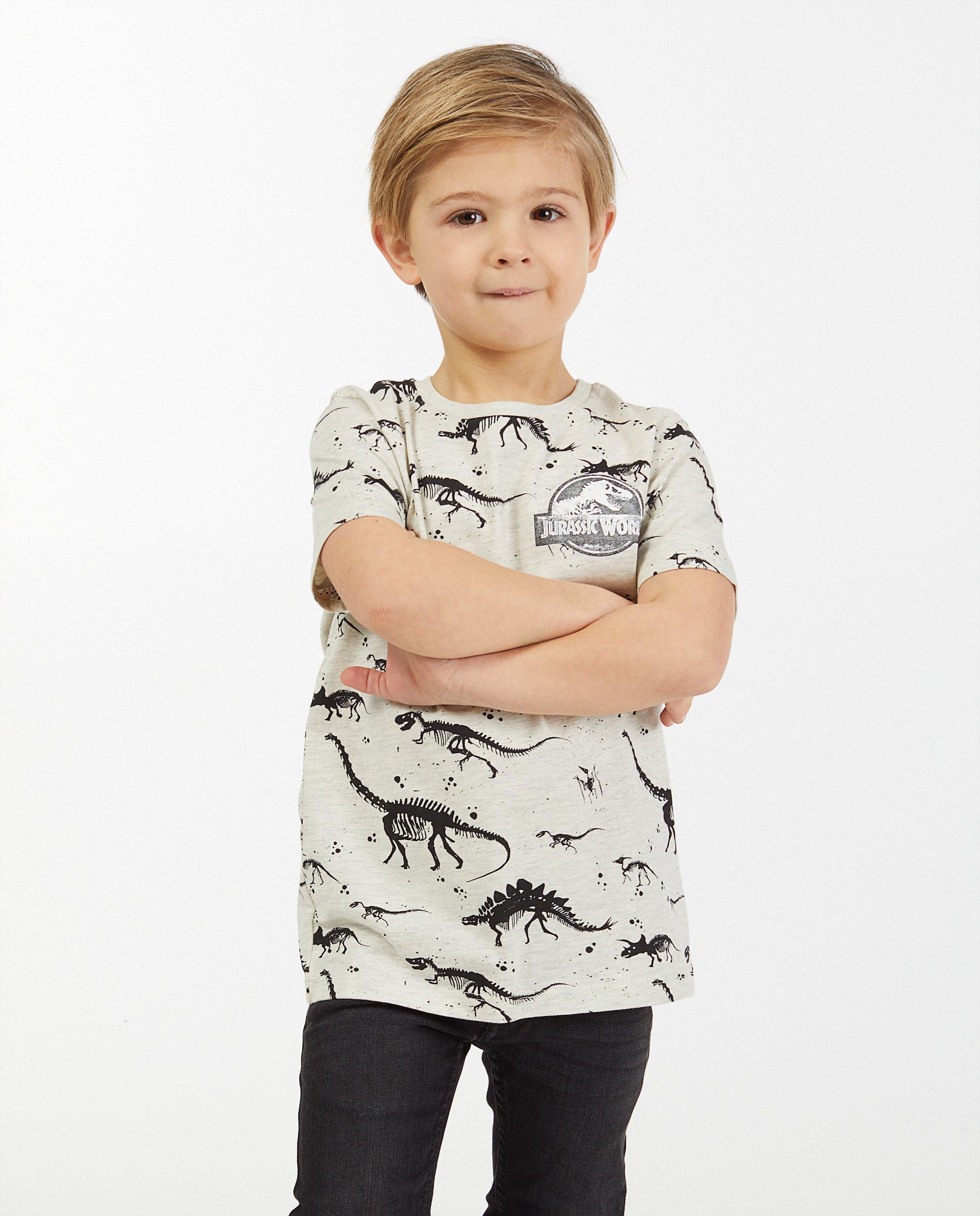 T-shirts - 