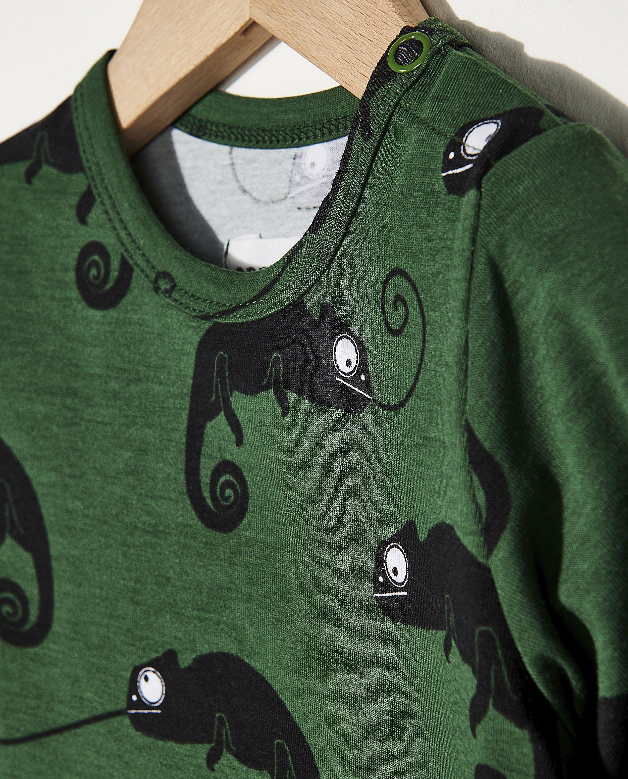 T-shirts - 
