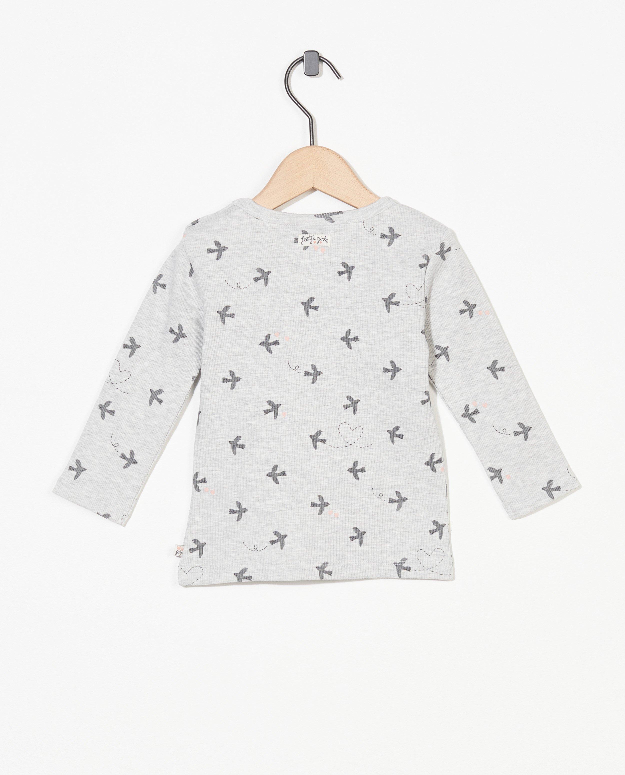 T-shirts - 