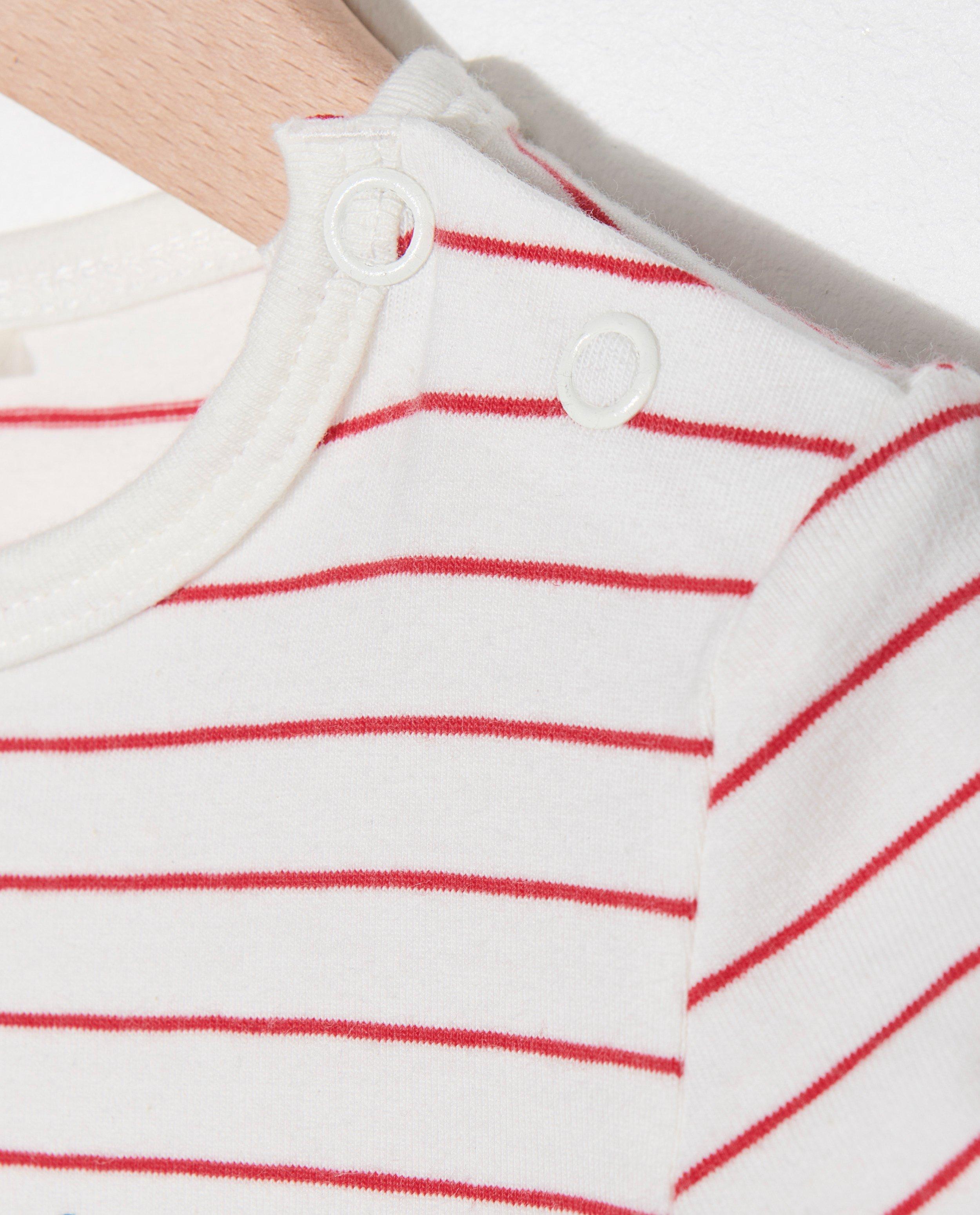 T-shirts - 
