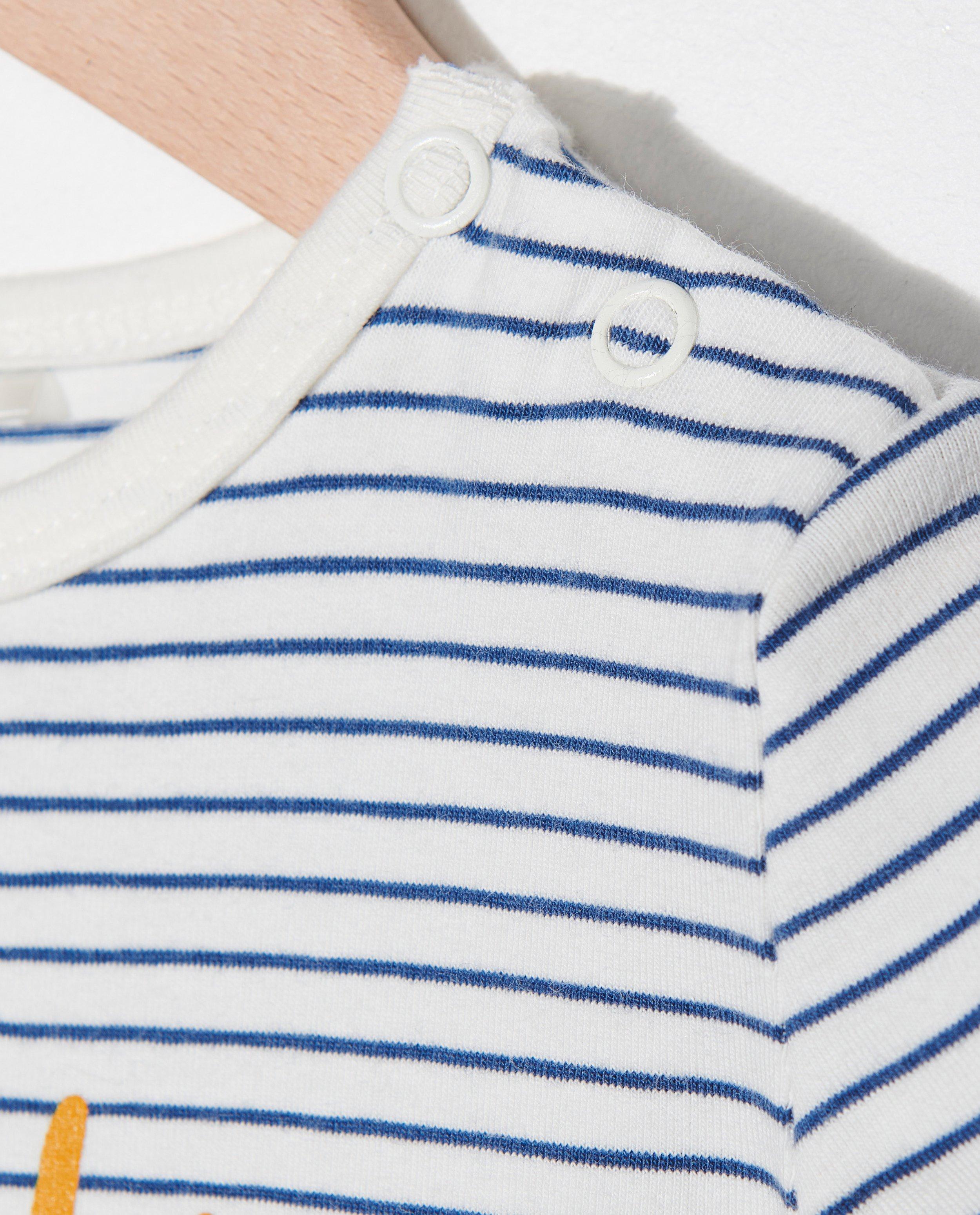 T-shirts - 