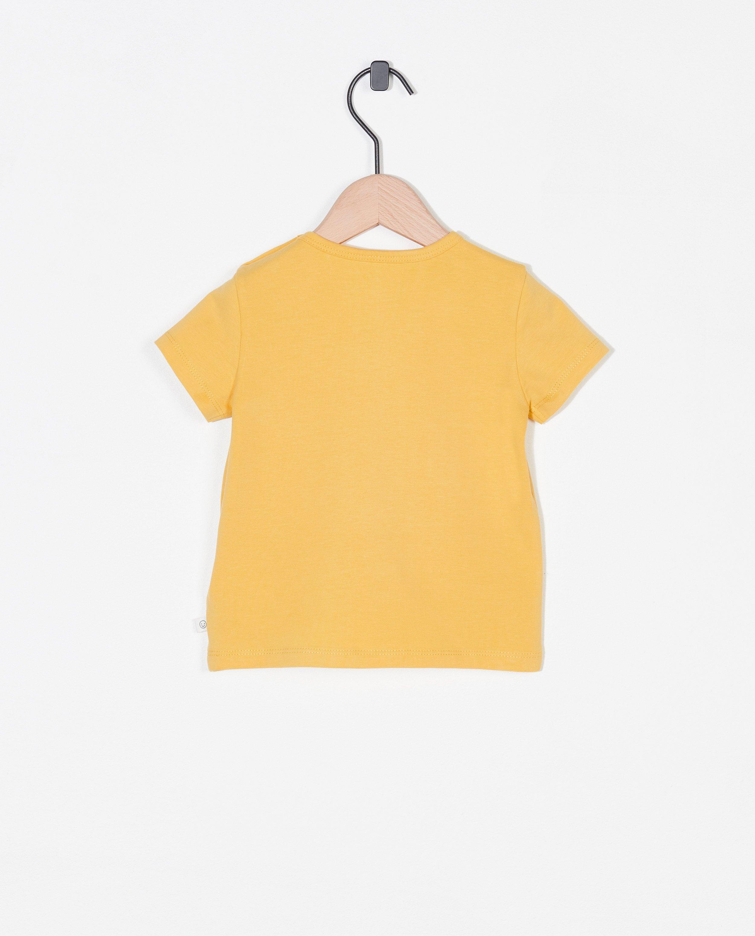 T-shirts - 