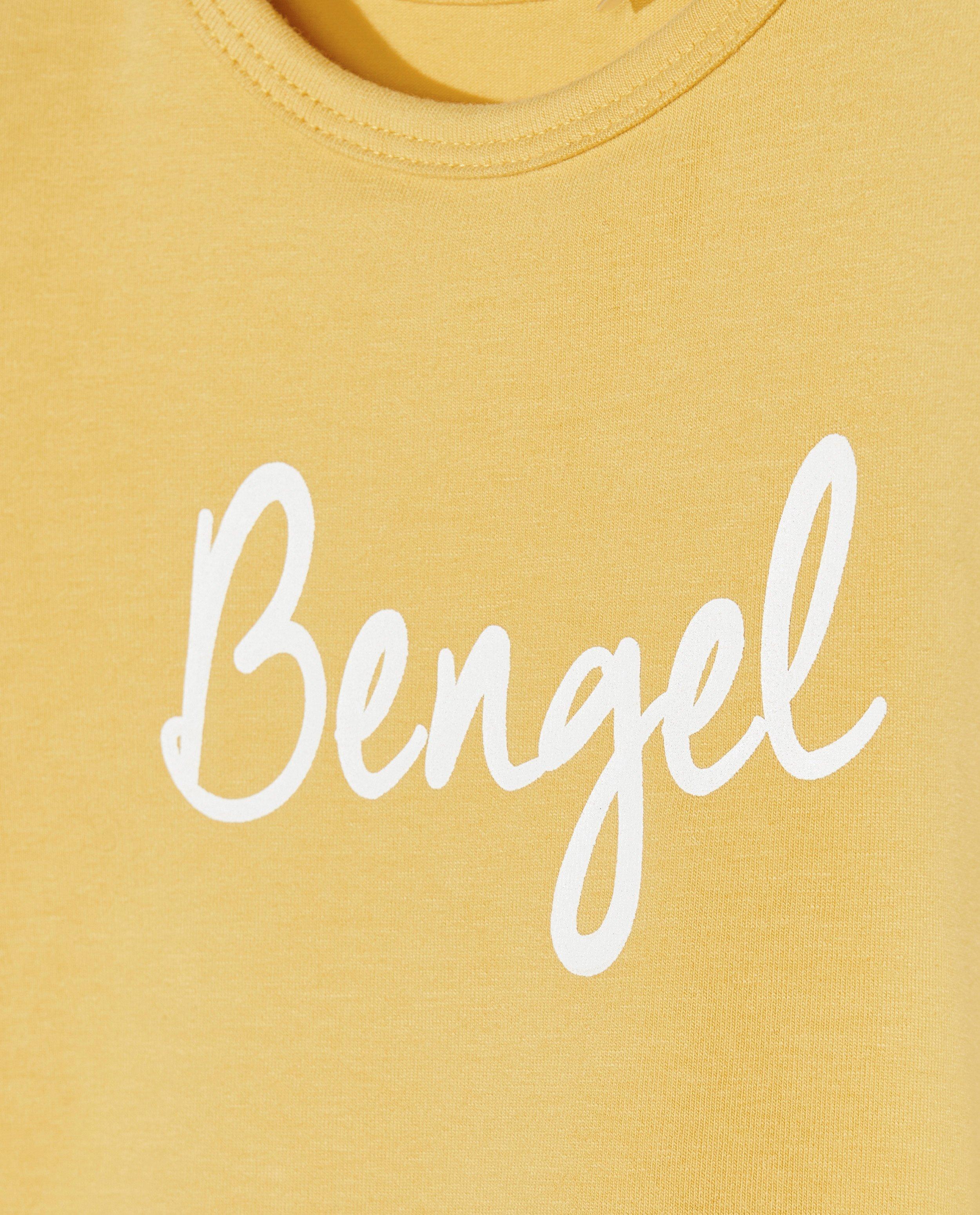 T-shirts - 
