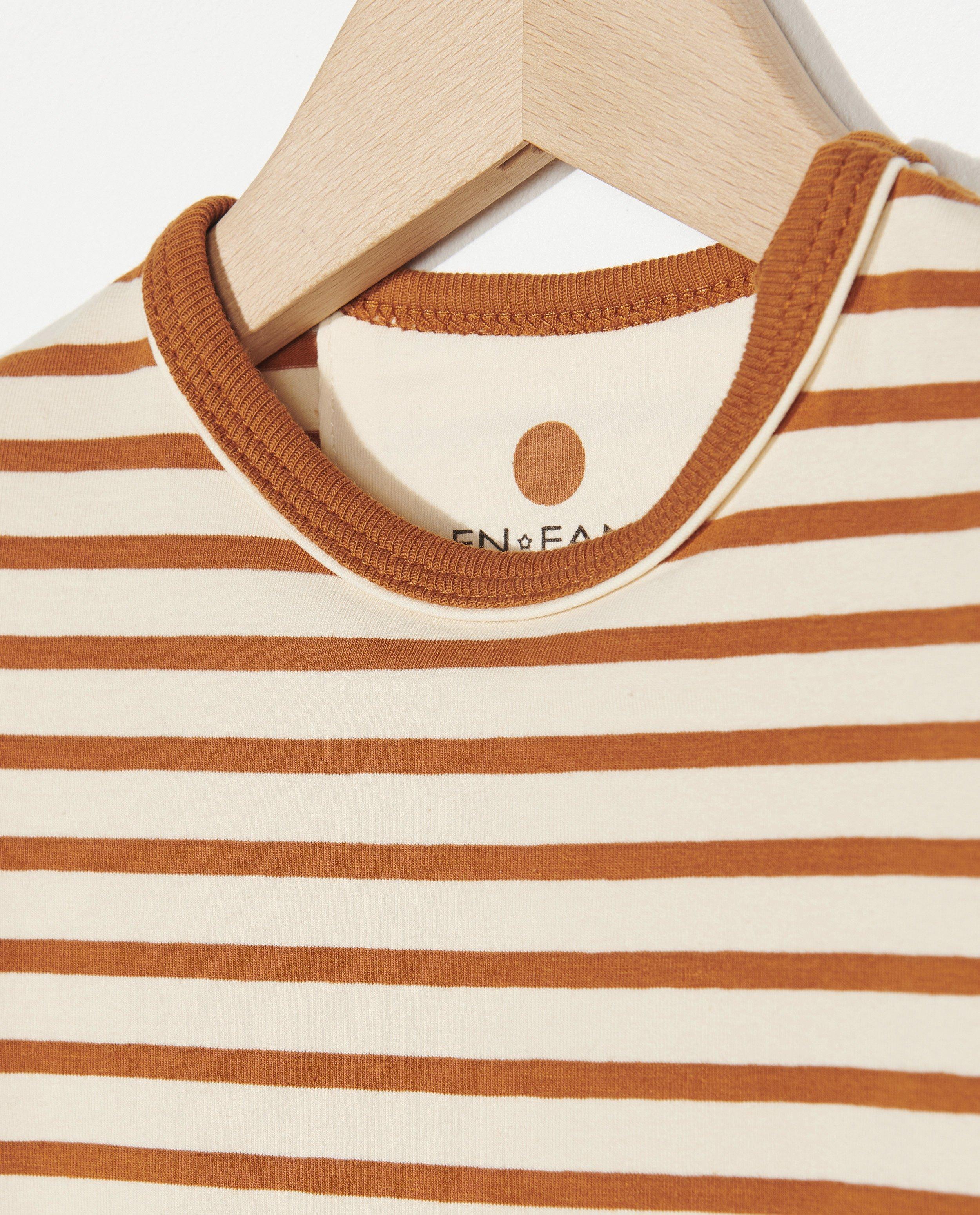 T-shirts - 