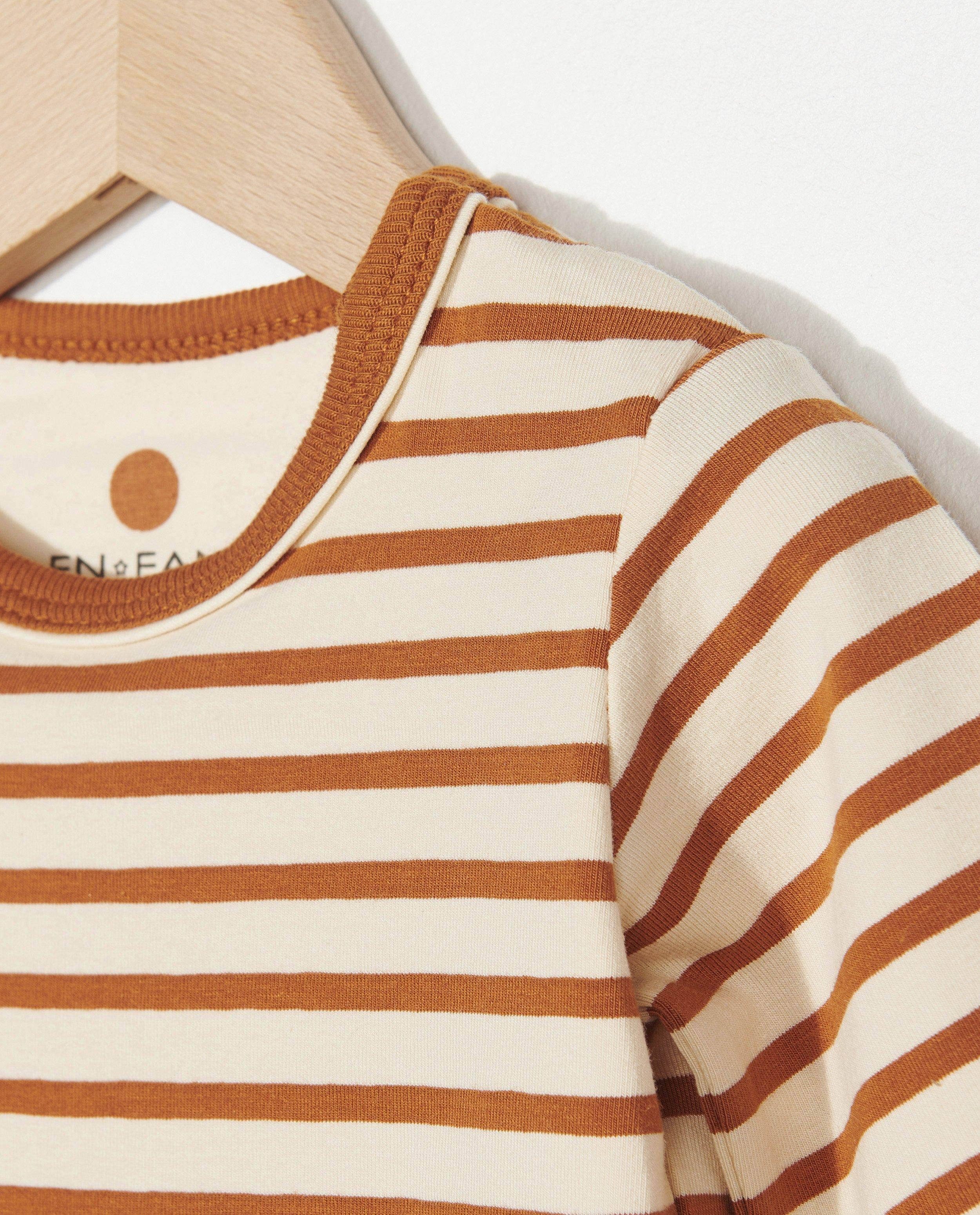 T-shirts - 