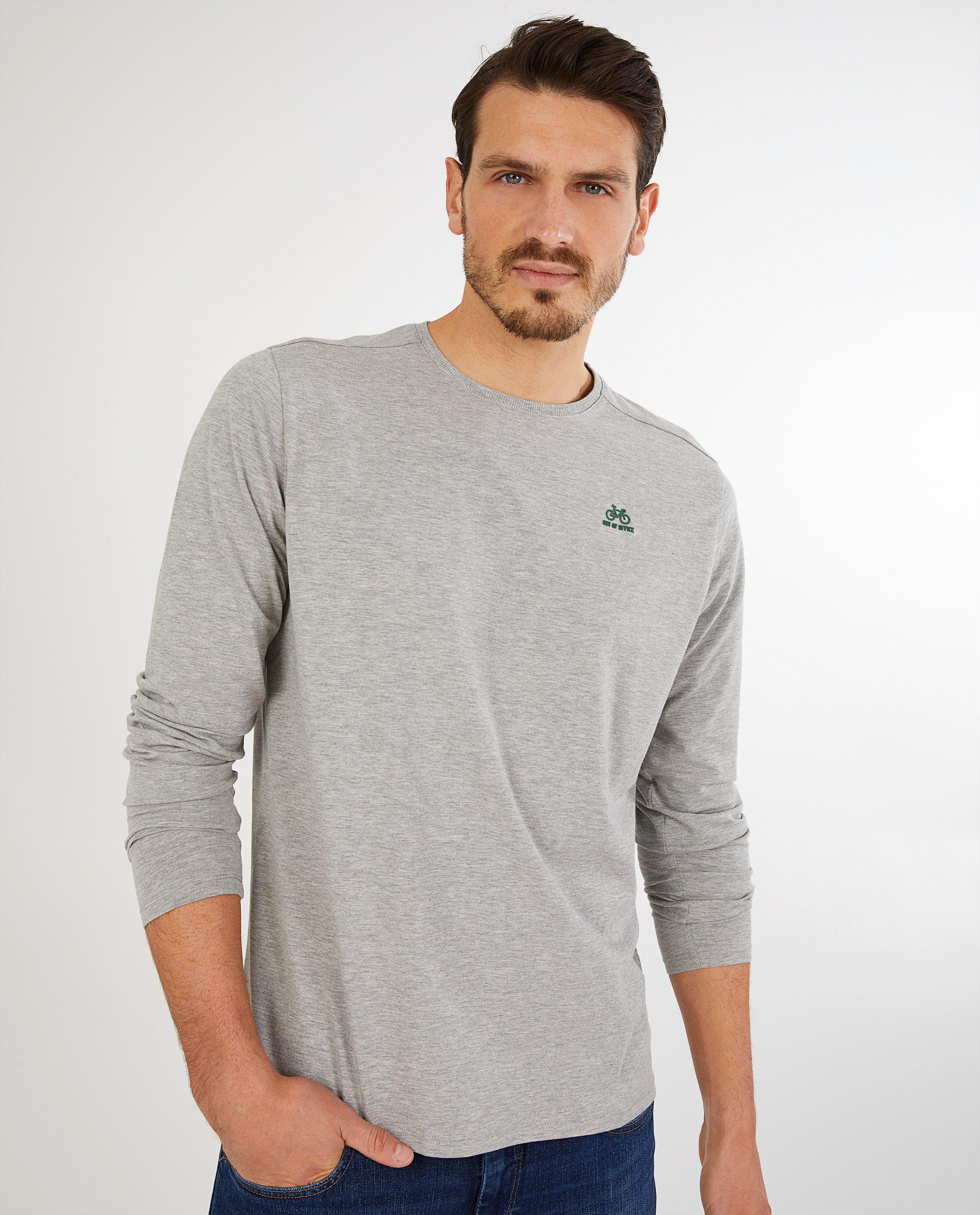 T-shirts - 