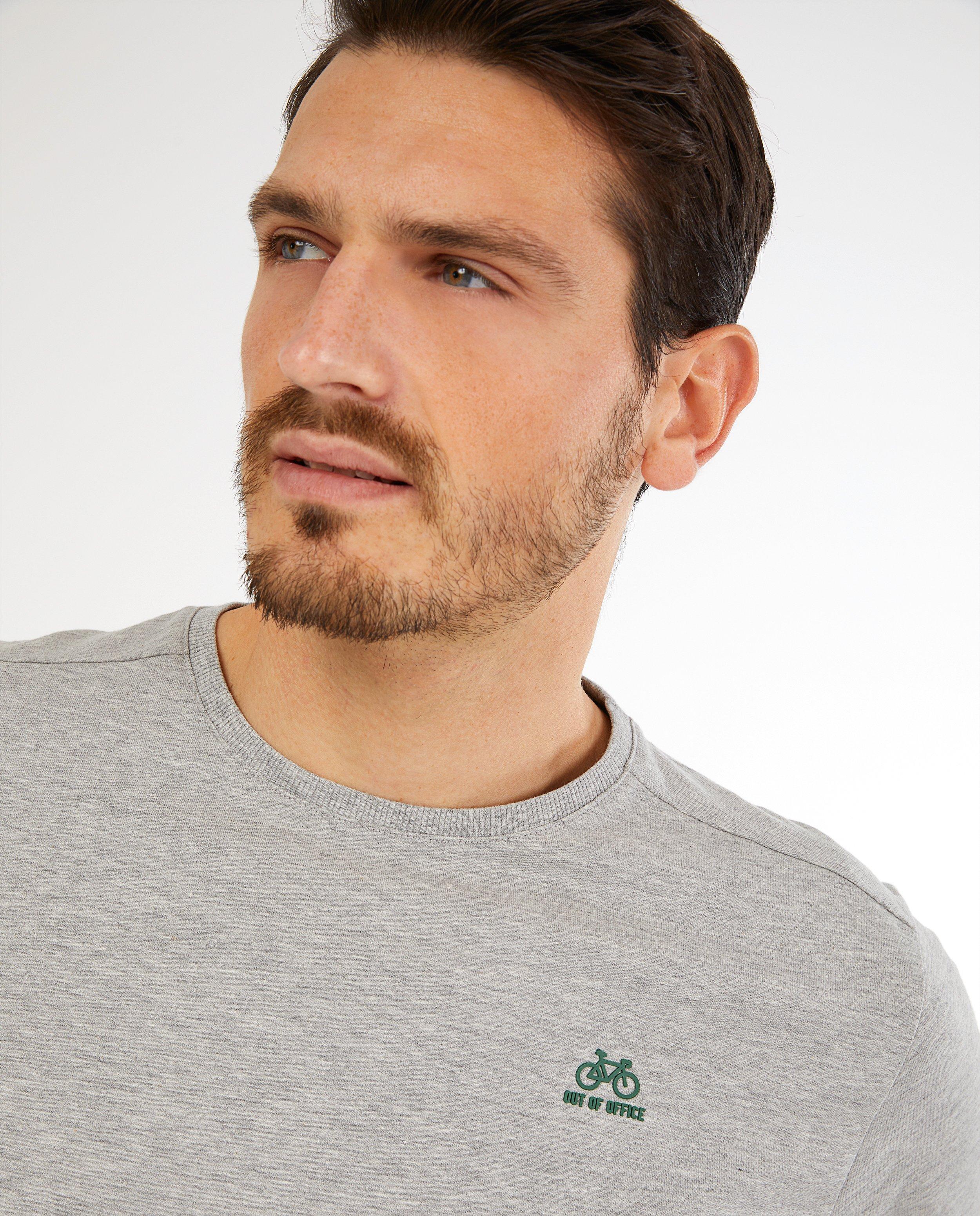 T-shirts - 