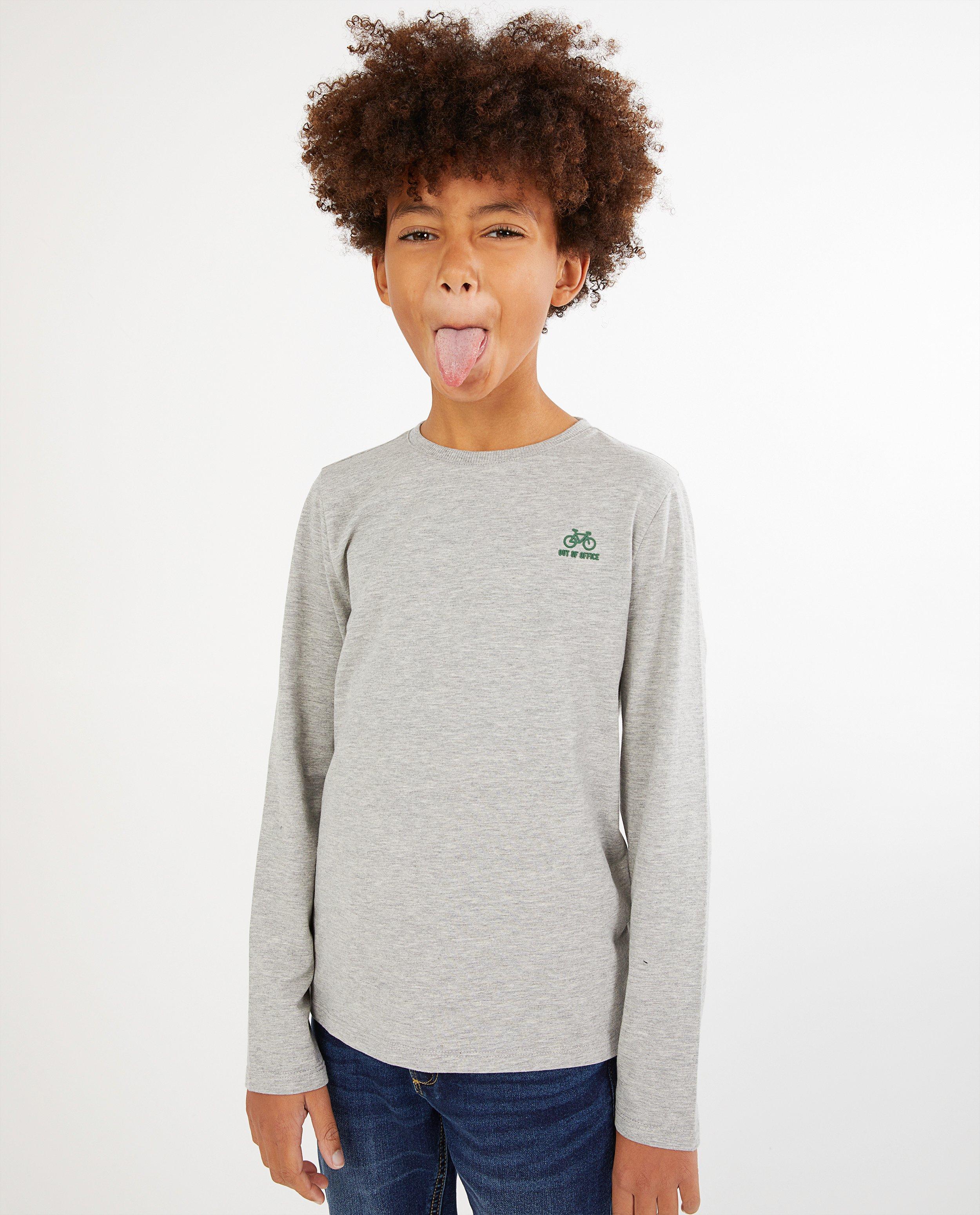 T-shirts - 