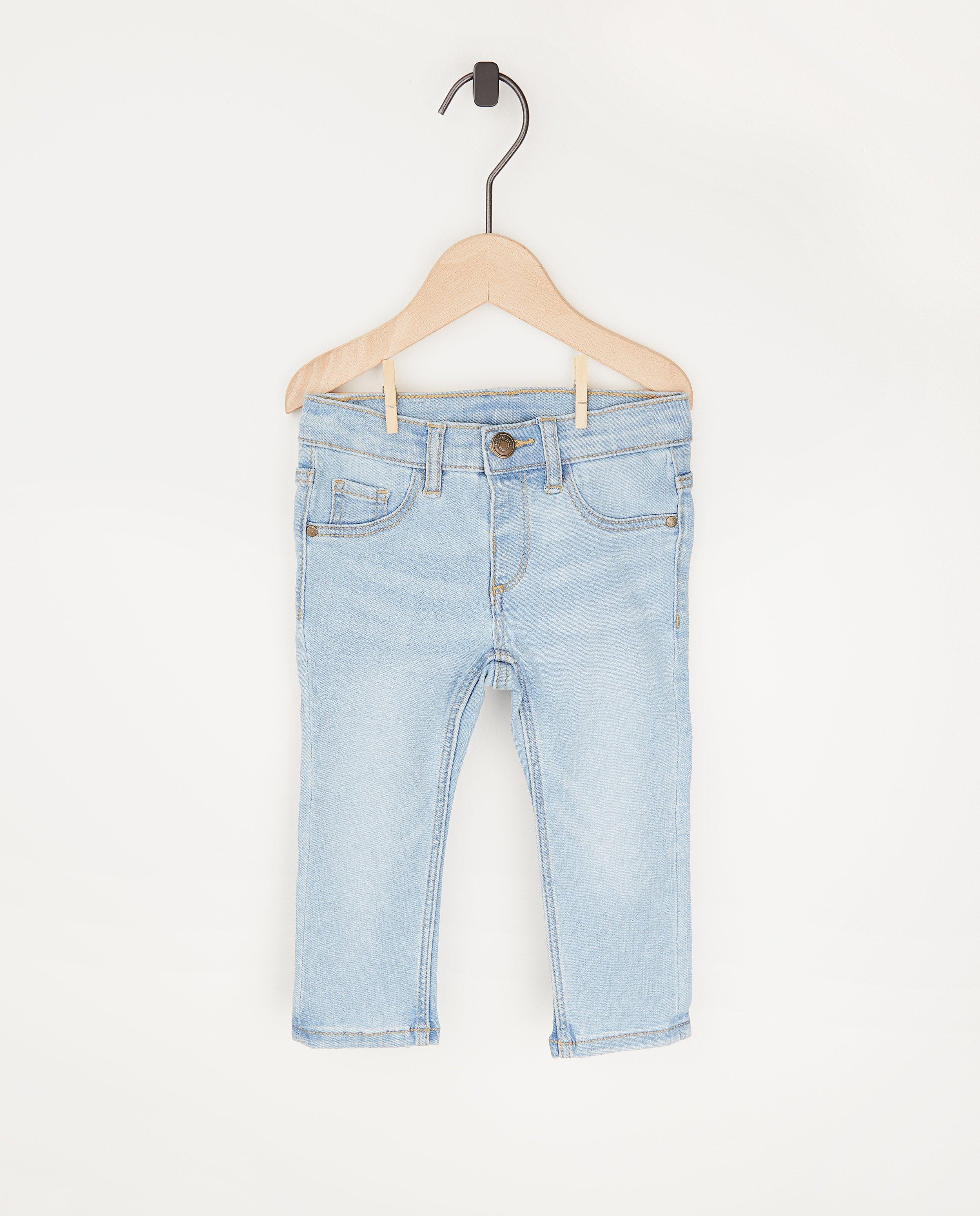 Lichtblauwe jeansbroek - met wassing - Cuddles and Smiles