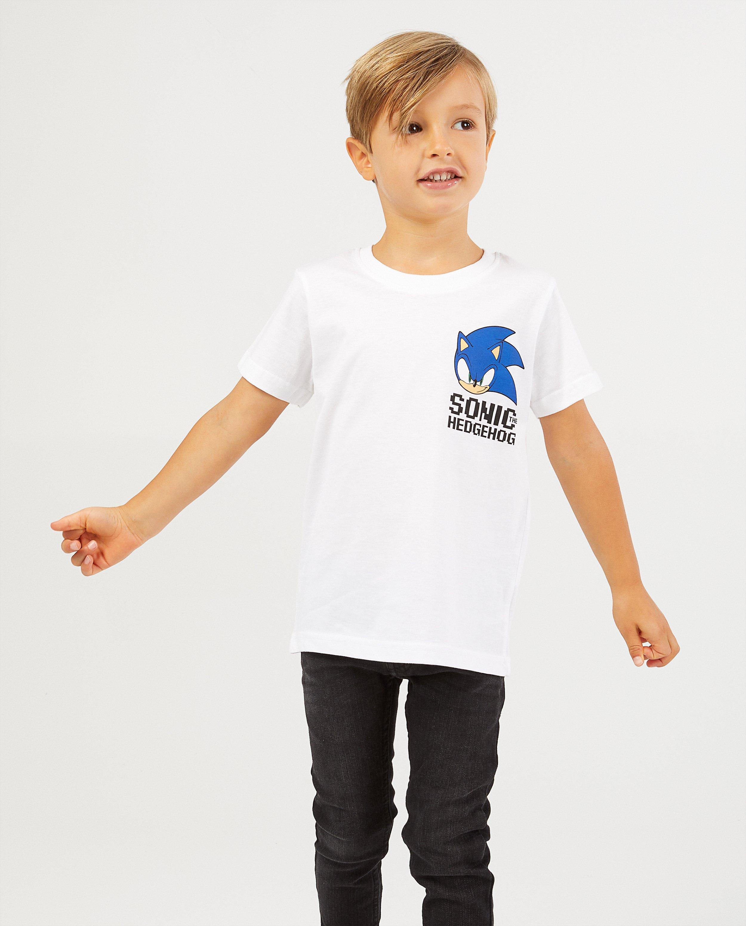 T-shirts - 