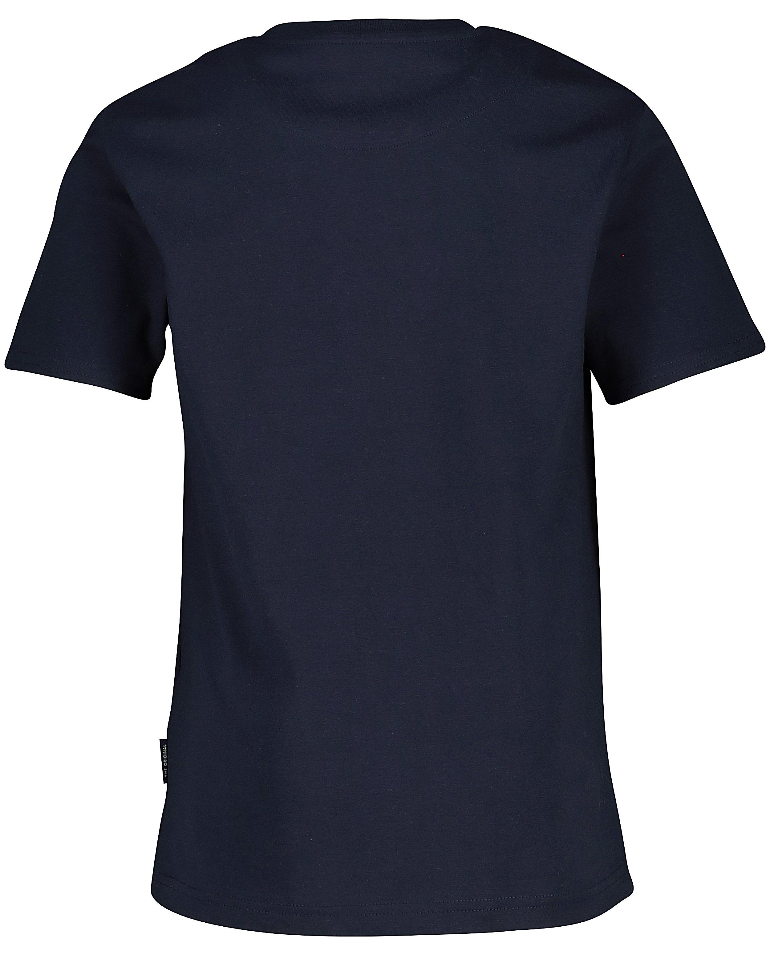 T-shirts - 