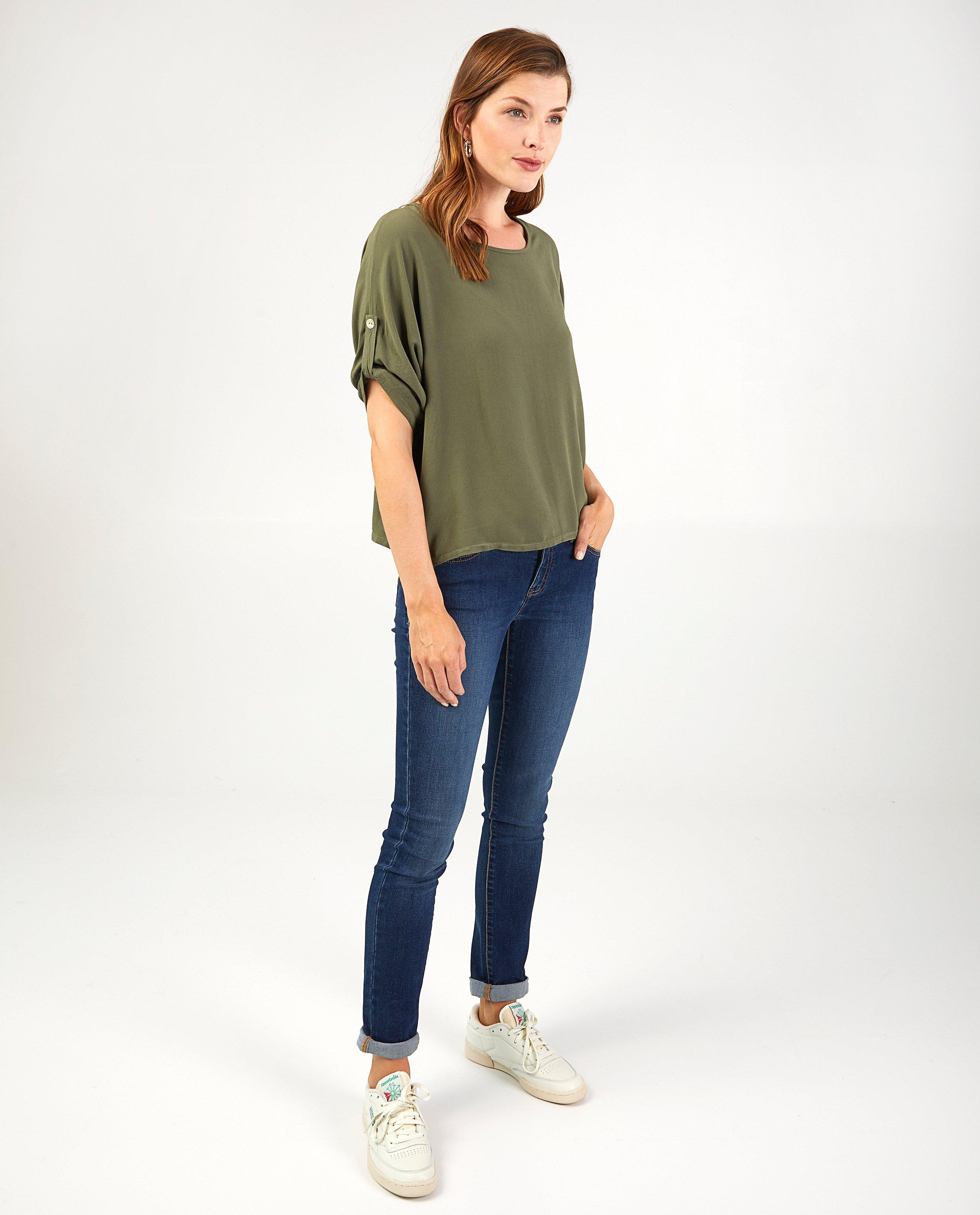 Zwarte blouse Ella Italia - met boothals - Ella Italia