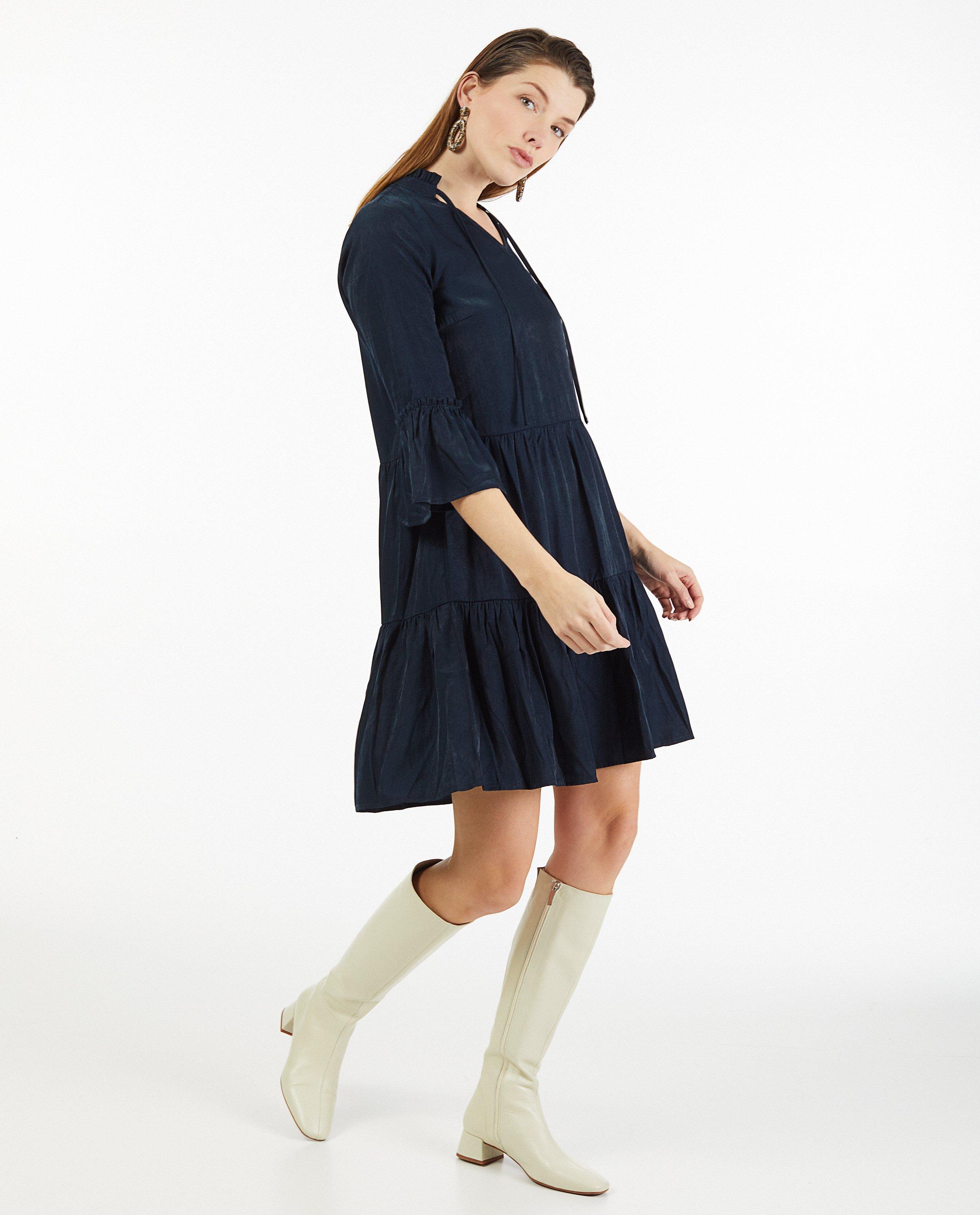 Blauwe jurk met ruches Sora - van viscose - Sora
