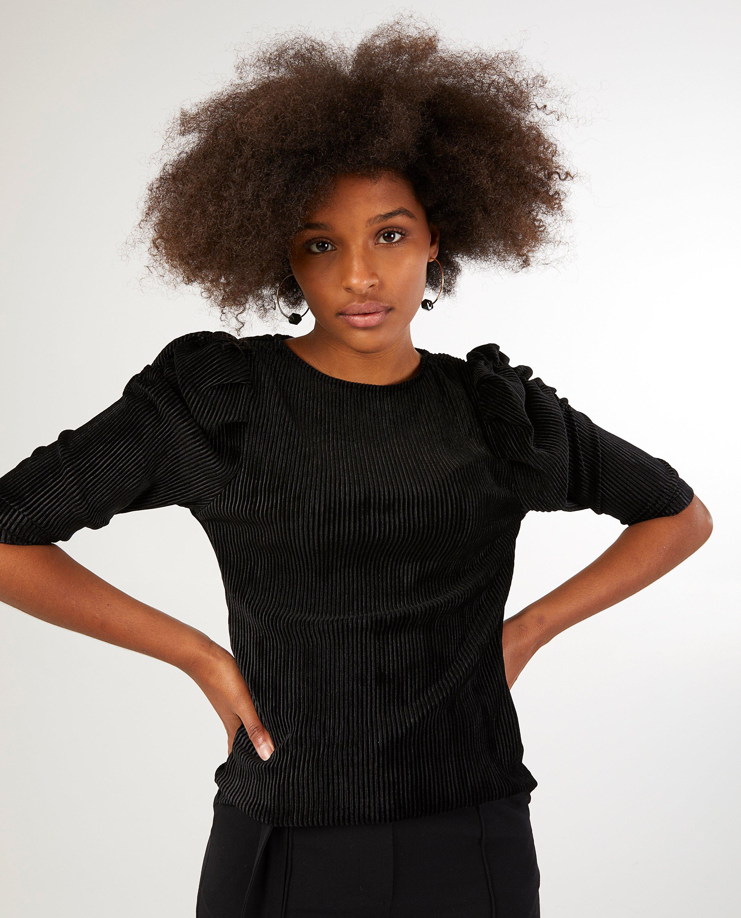 T-shirts - Zwarte blouse van ribfluweel Youh!