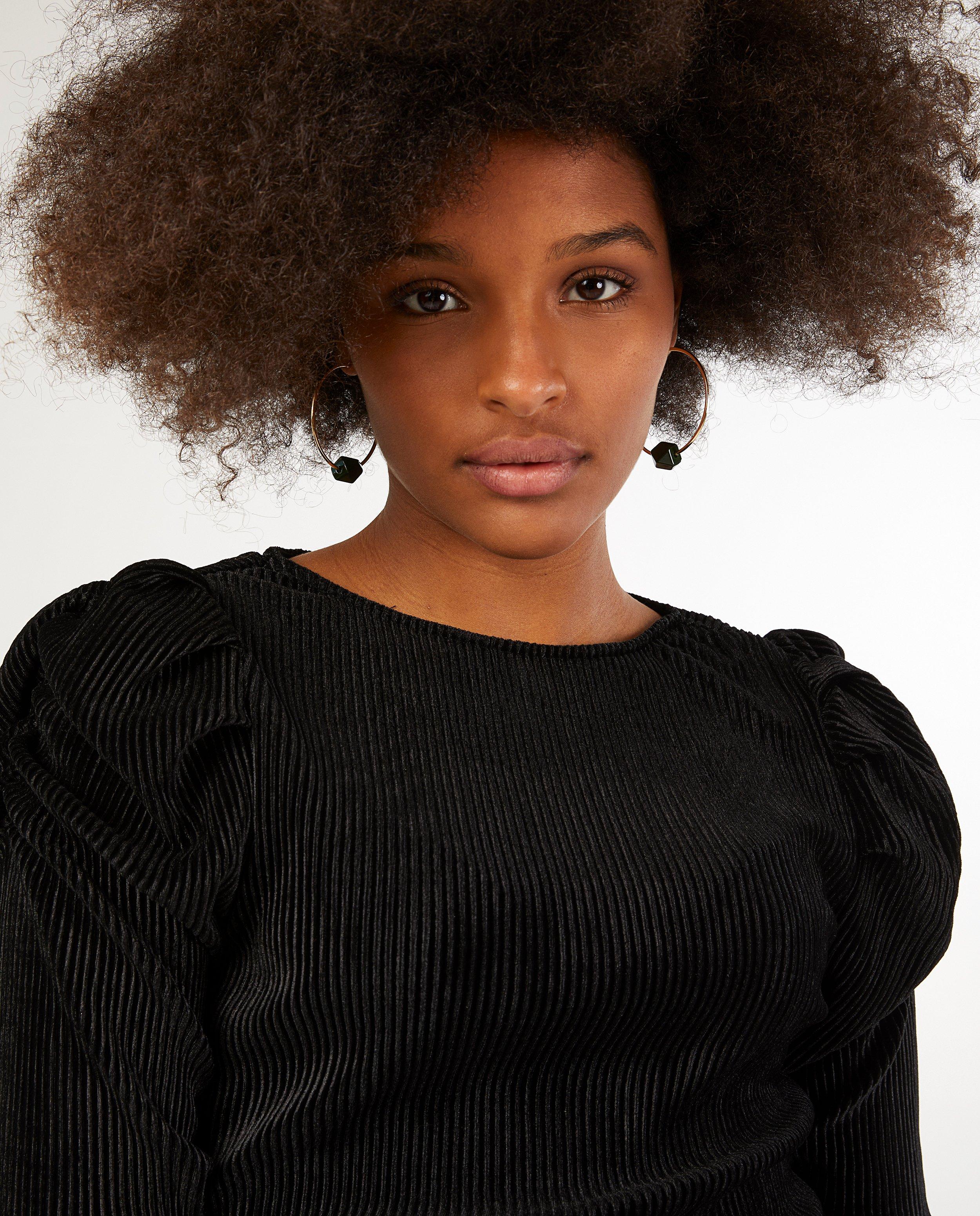 T-shirts - Zwarte blouse van ribfluweel Youh!