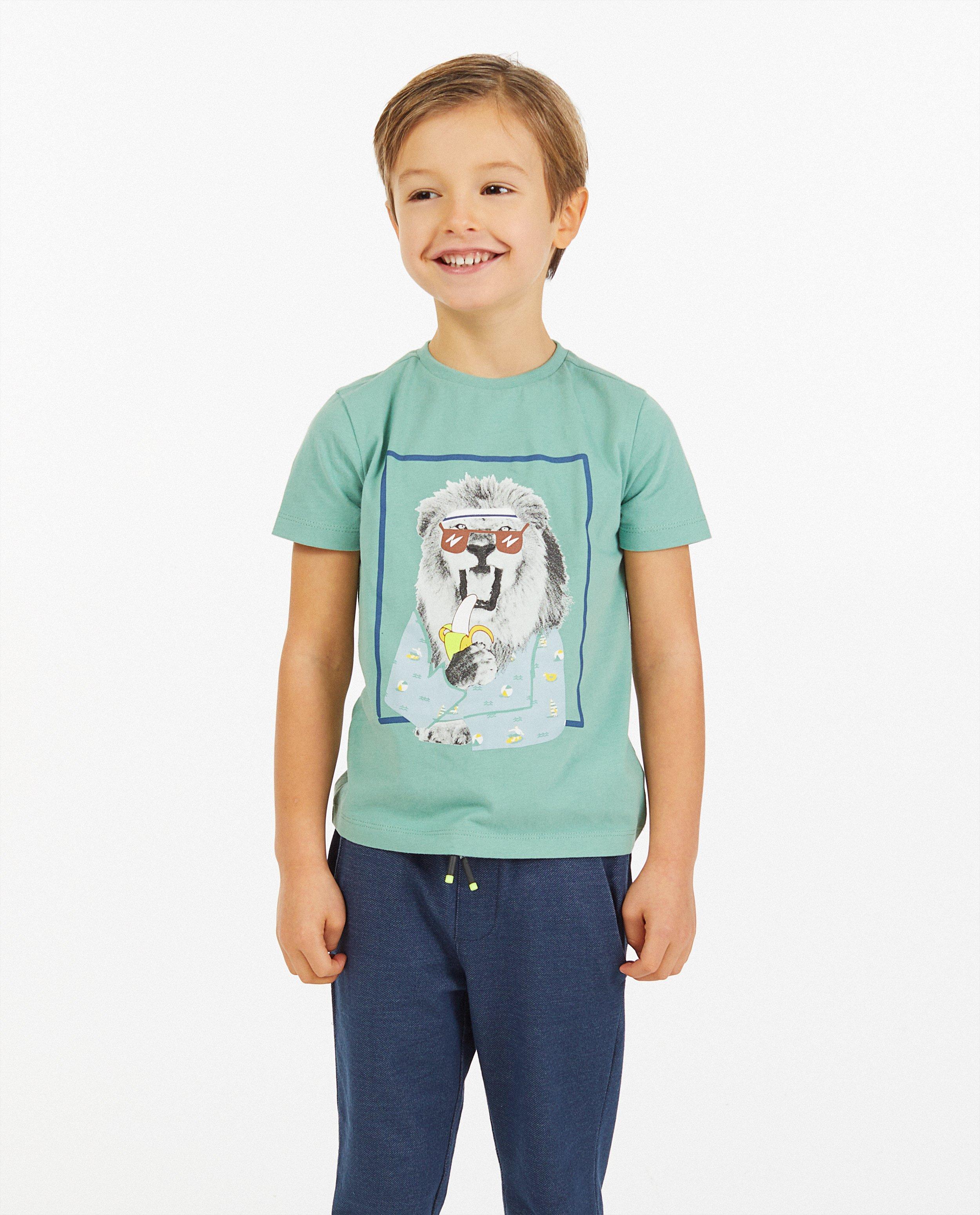 T-shirts - 