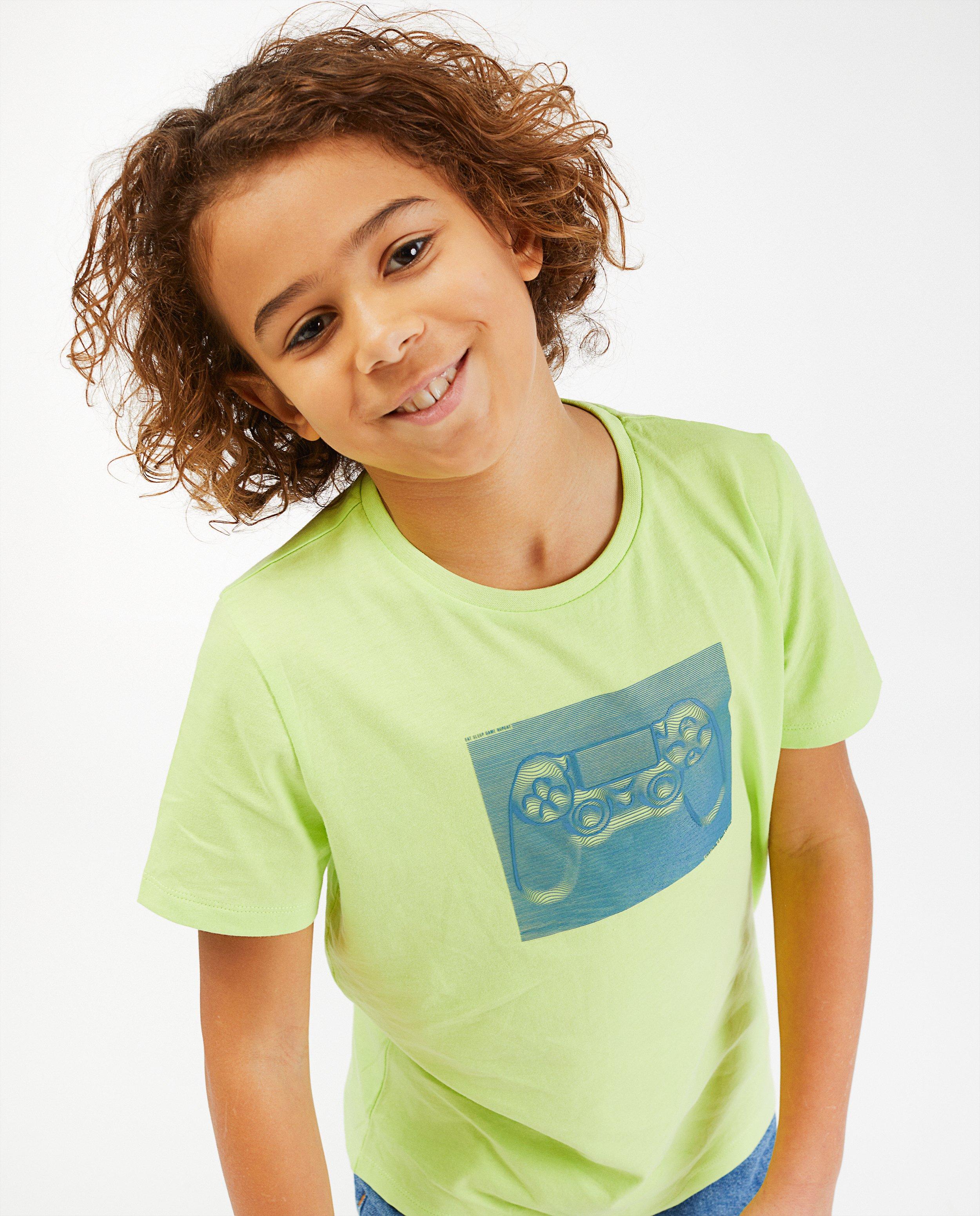T-shirts - 