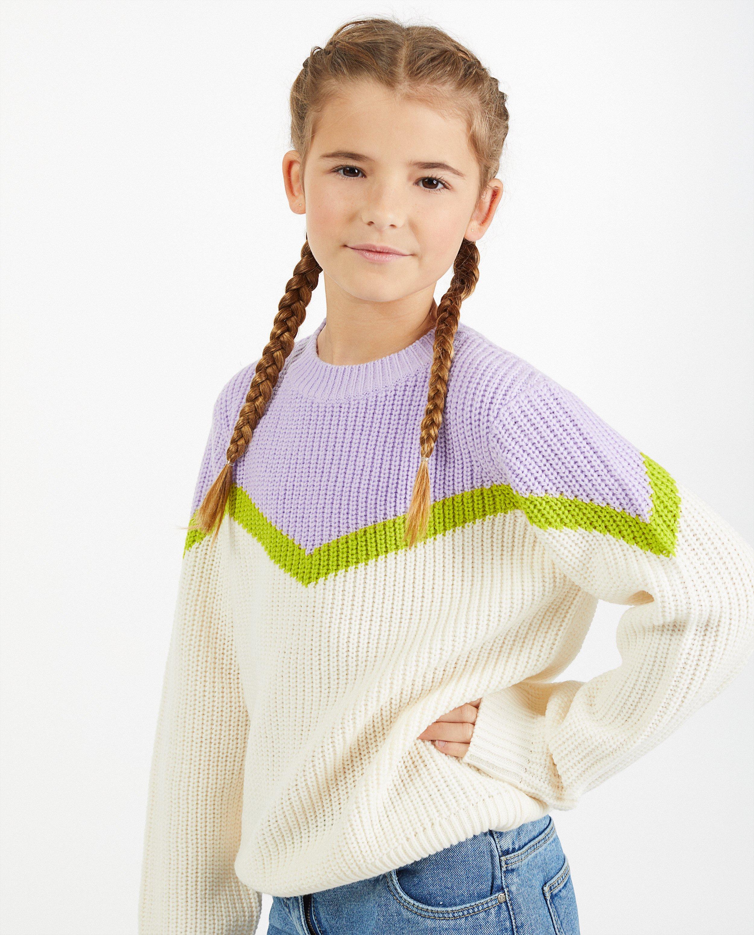 Truien - Trui met V-shaped color block