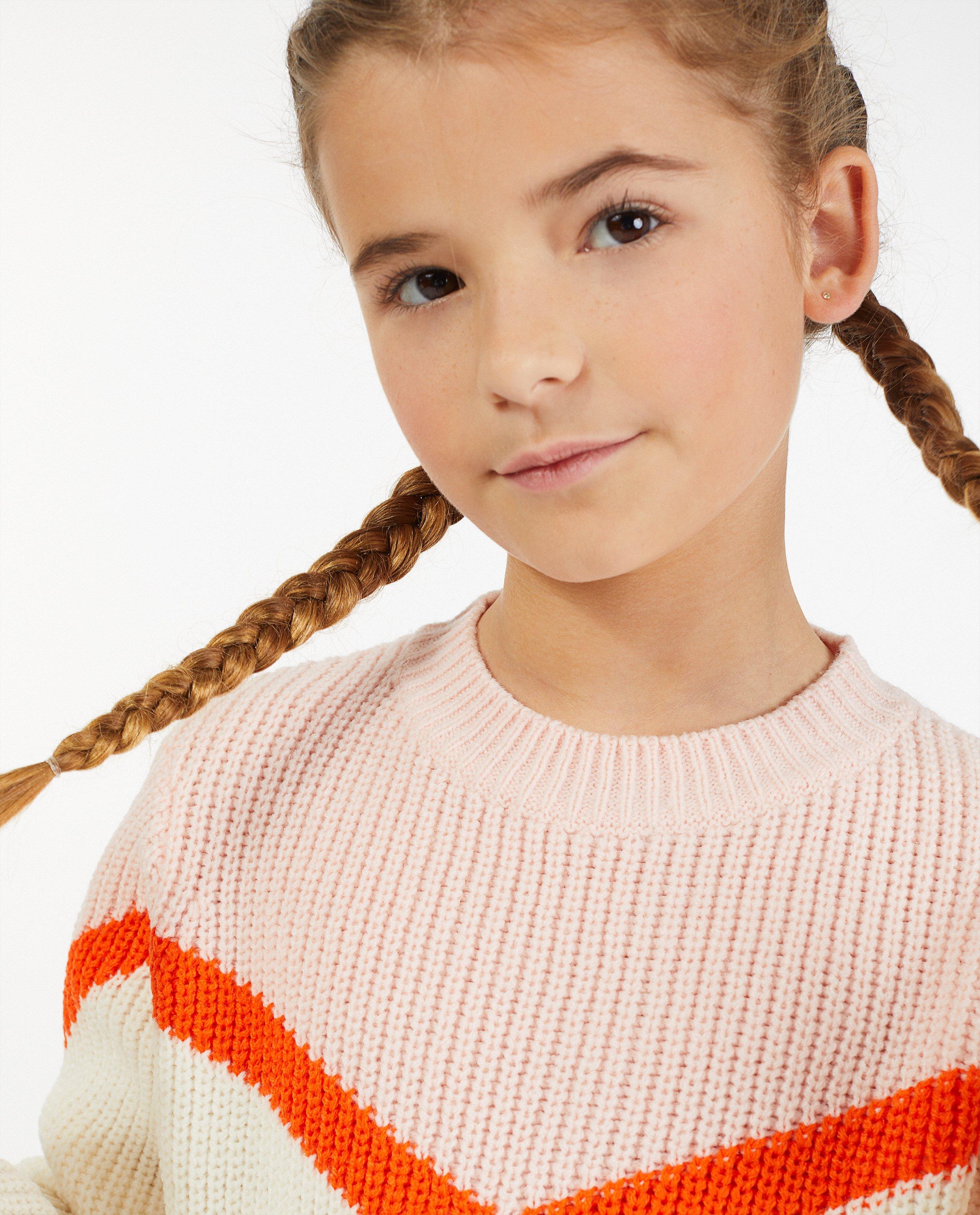 Truien - Trui met V-shaped color block