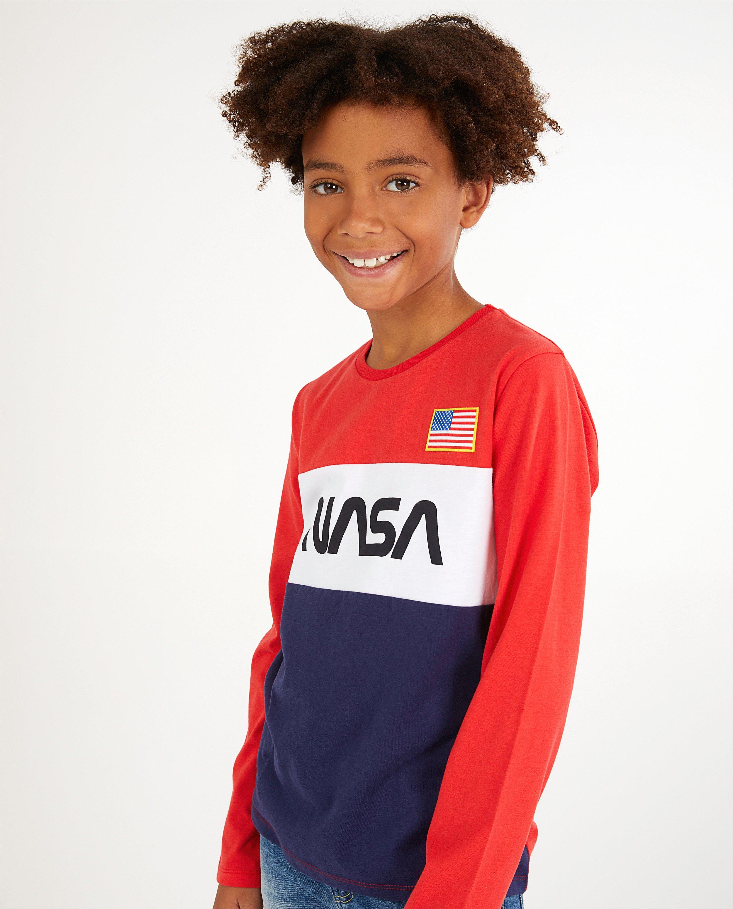 T-shirts - 