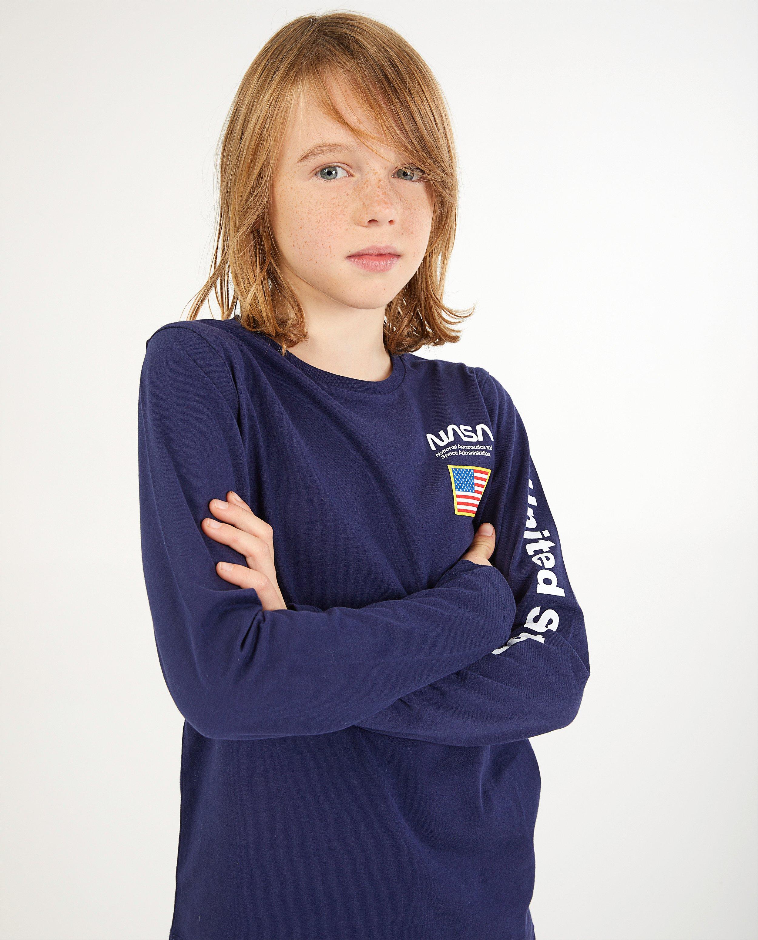 T-shirts - 