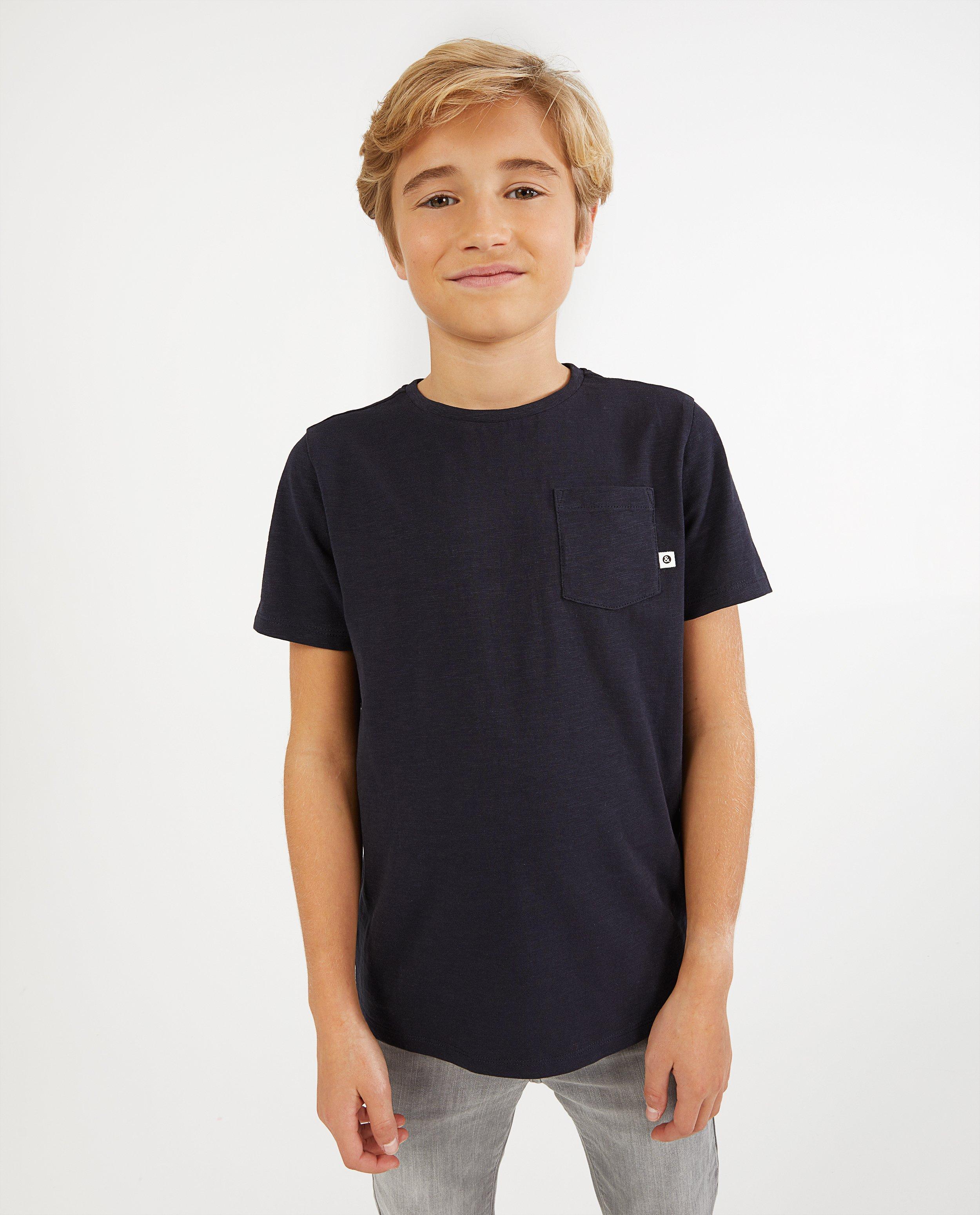 T-shirts - 