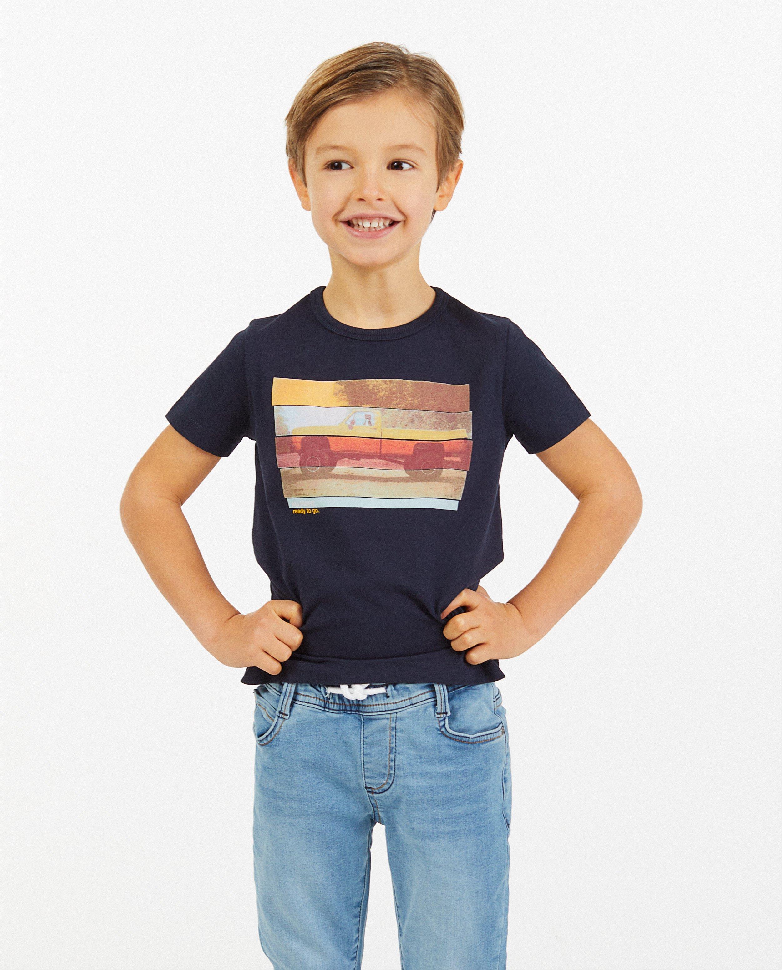 T-shirts - 
