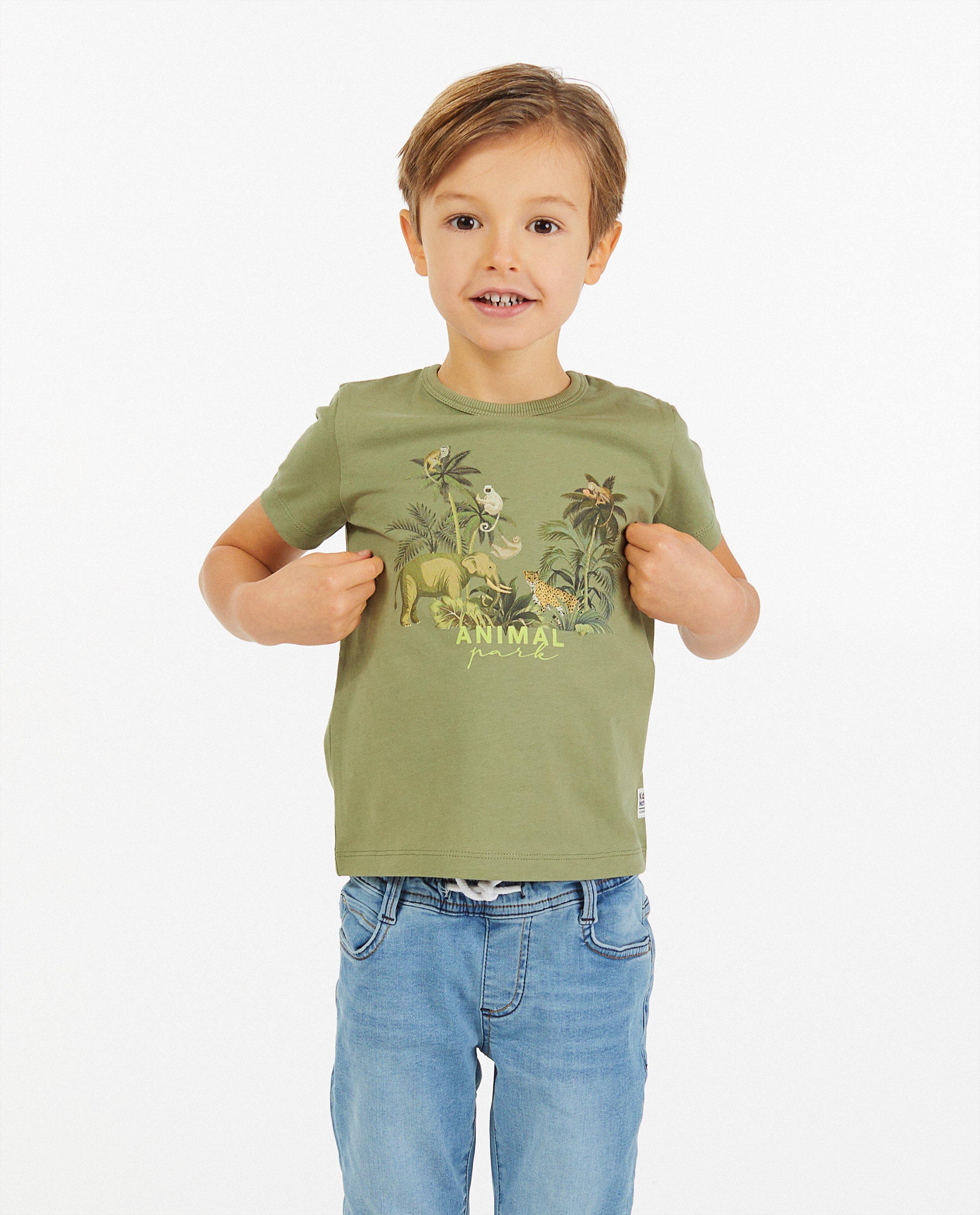 T-shirts - 