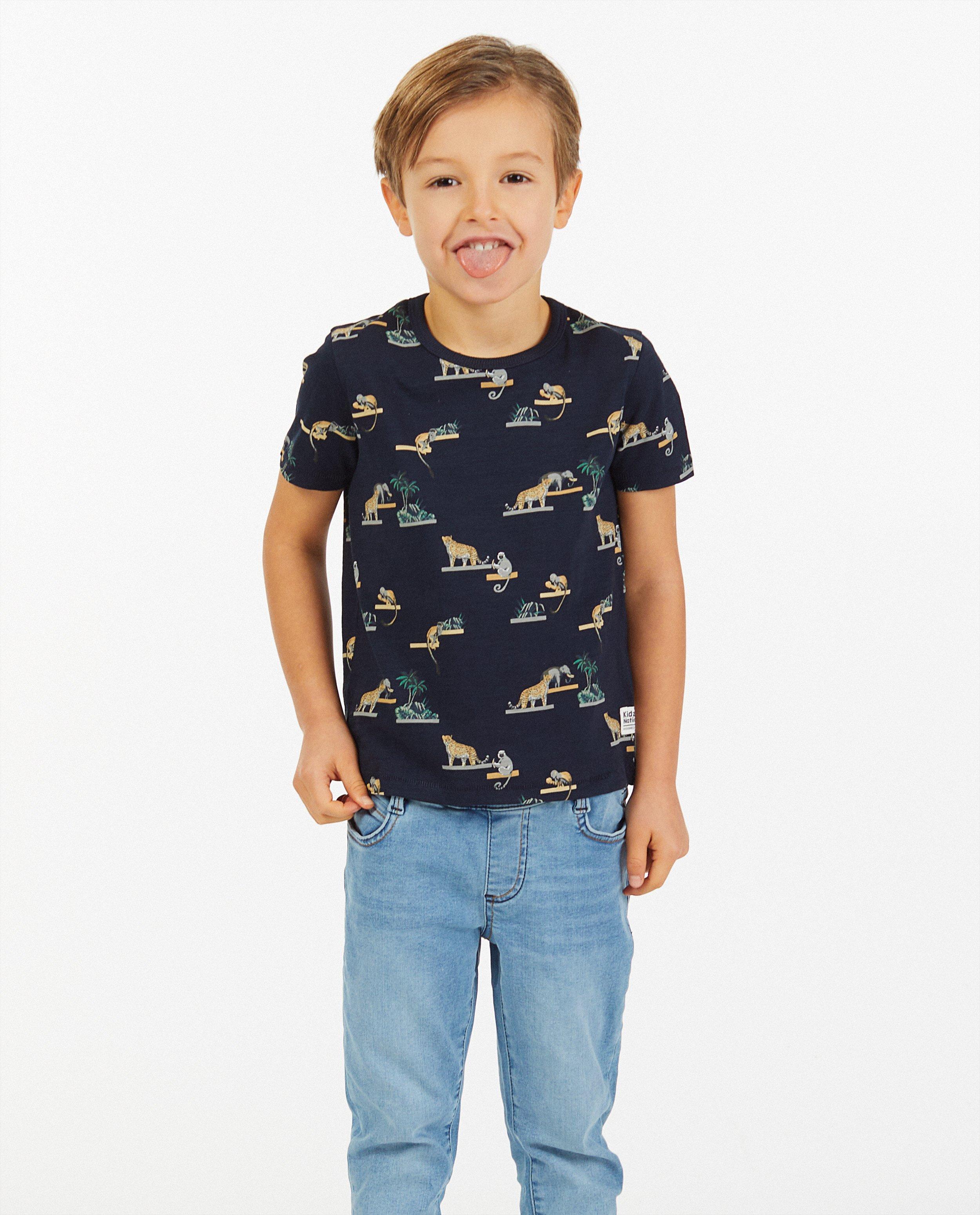 T-shirts - 