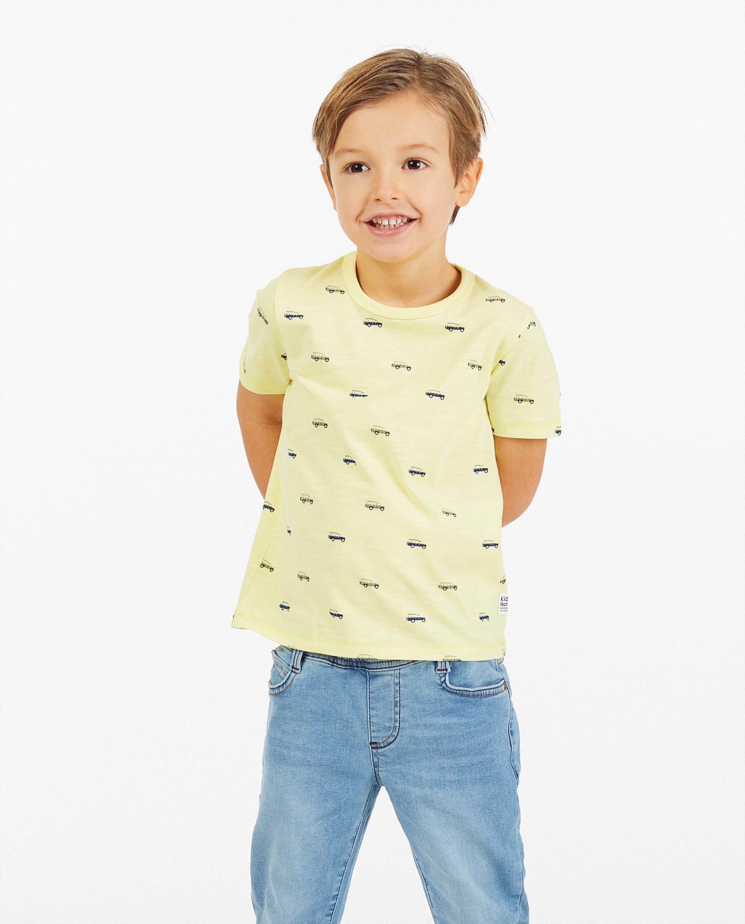 T-shirts - 