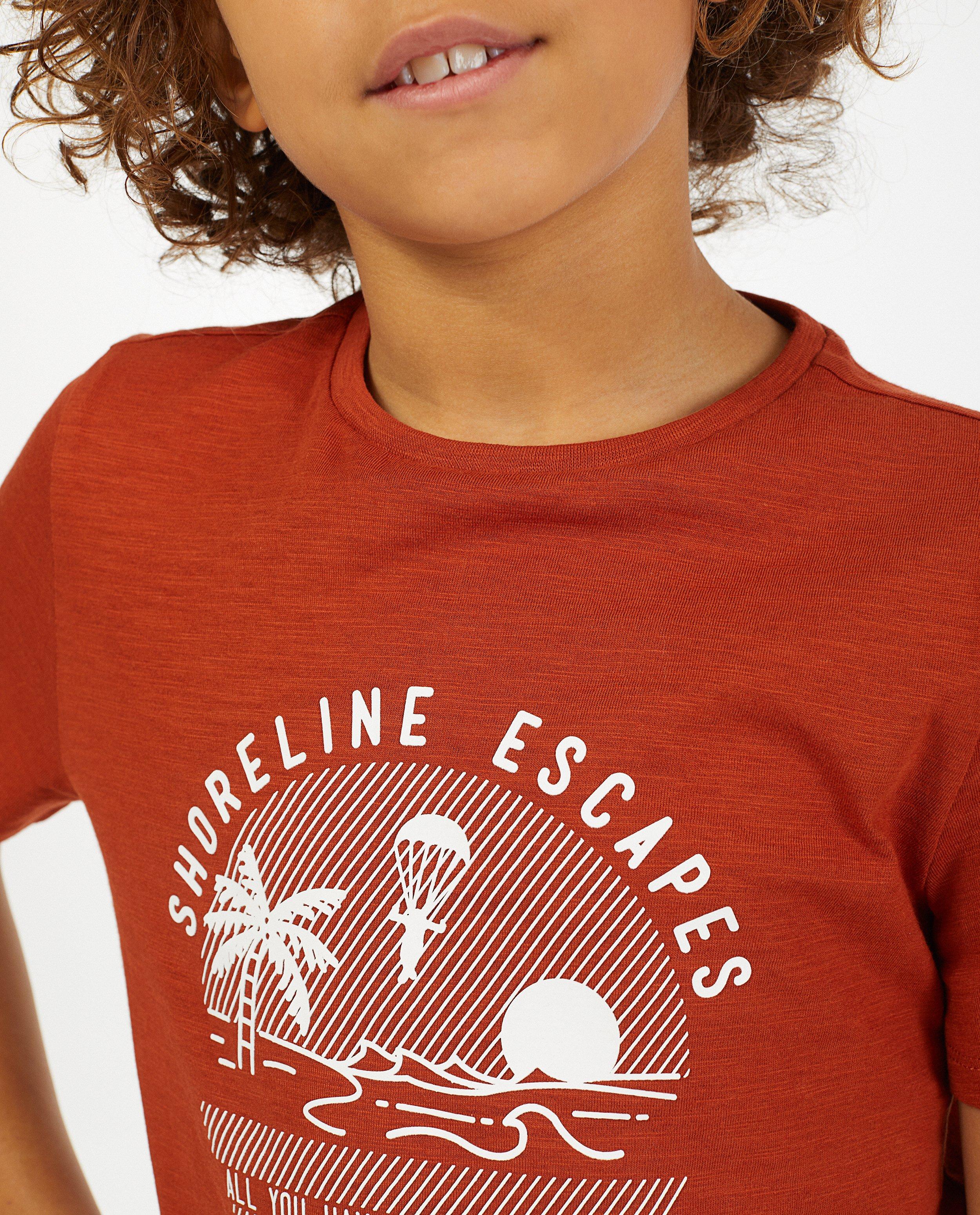T-shirts - Roestbruin T-shirt van biokatoen