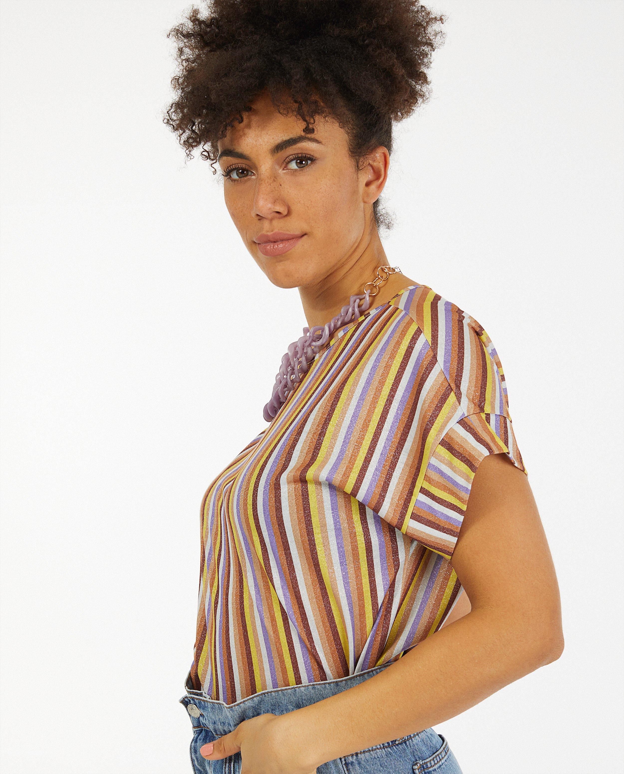 T-shirts - 