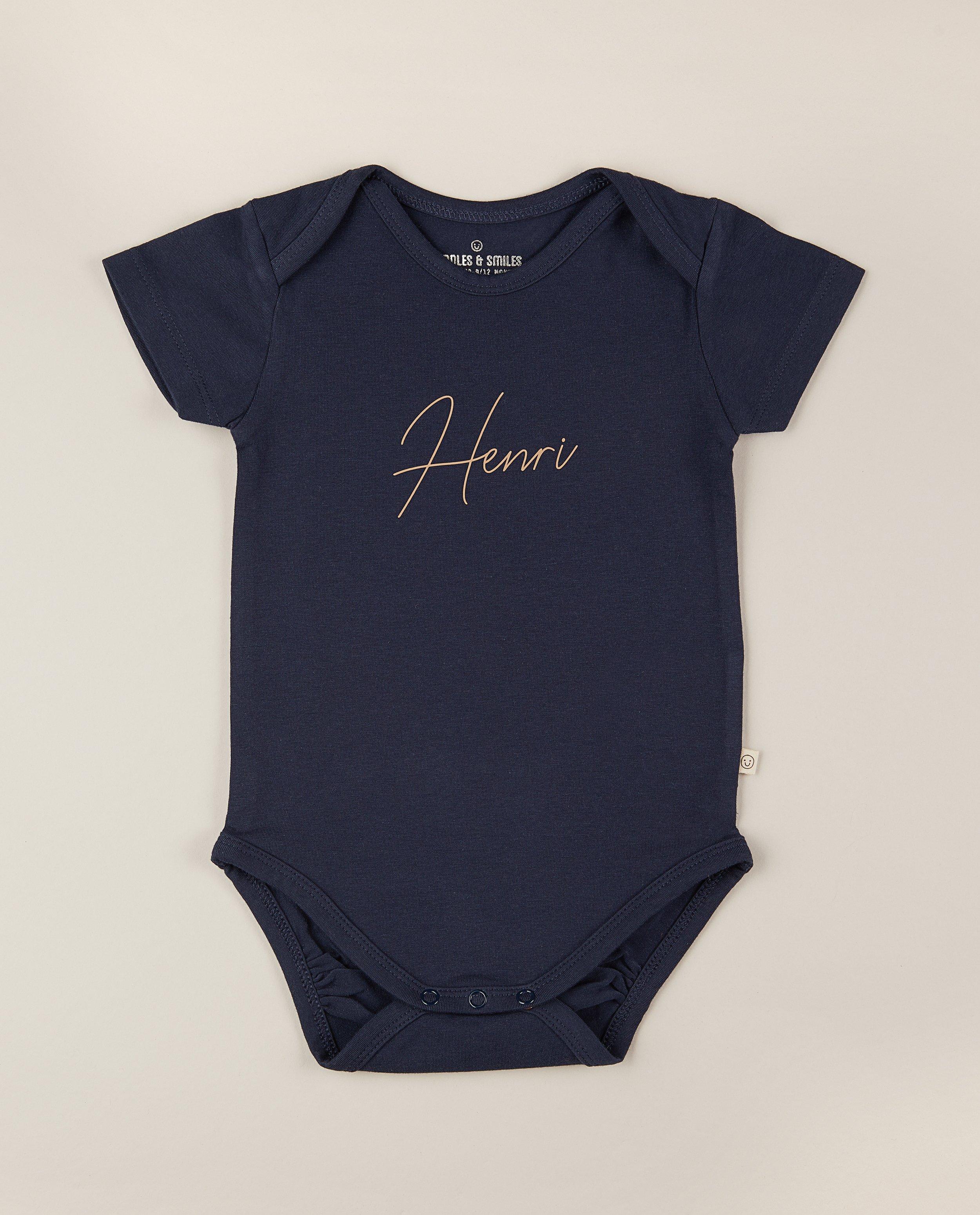 Grenouillère avec nom, Studio Unique - personnalisable - Cuddles and Smiles