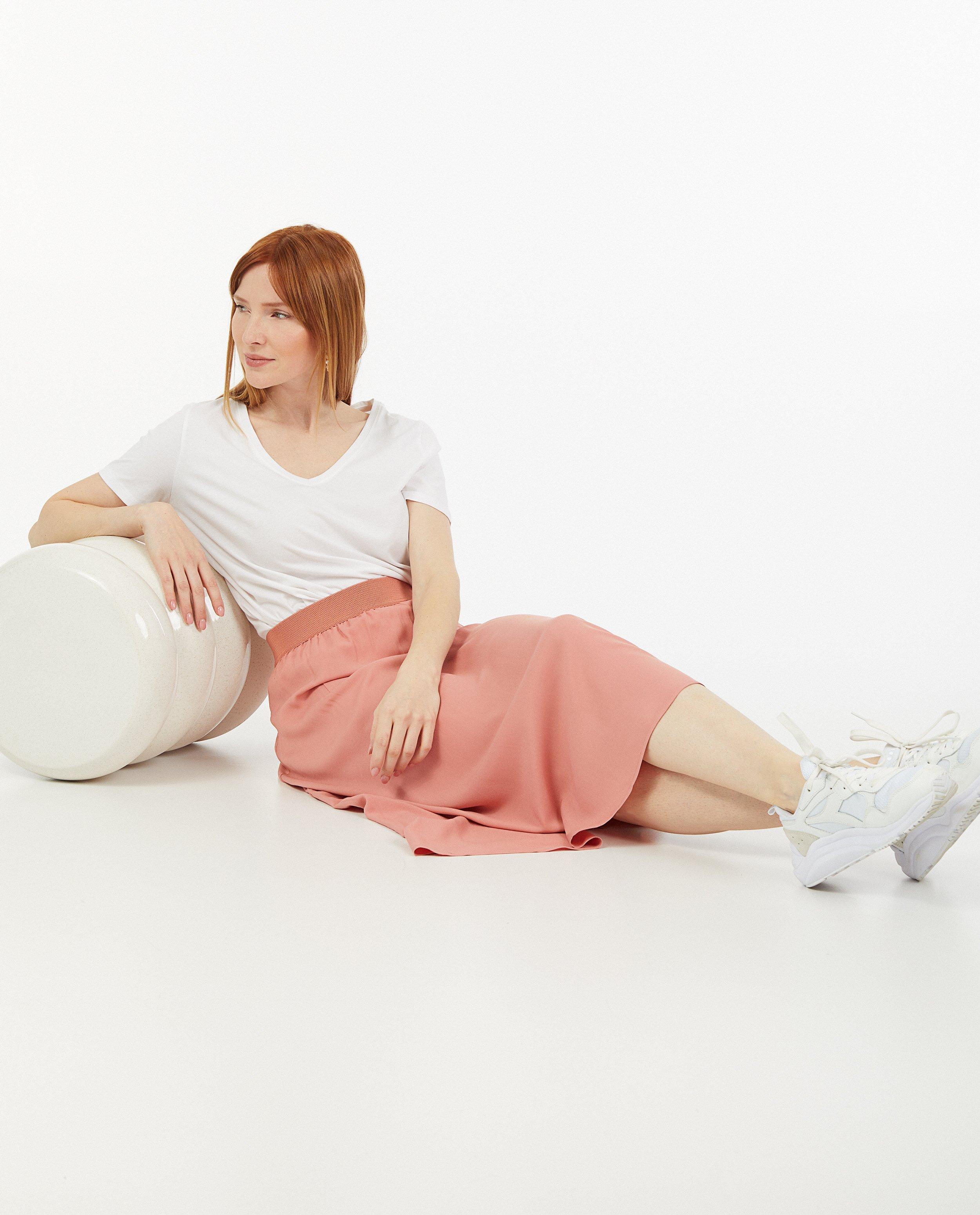 T-shirt blanc en coton bio Sora - avec col en V - Sora