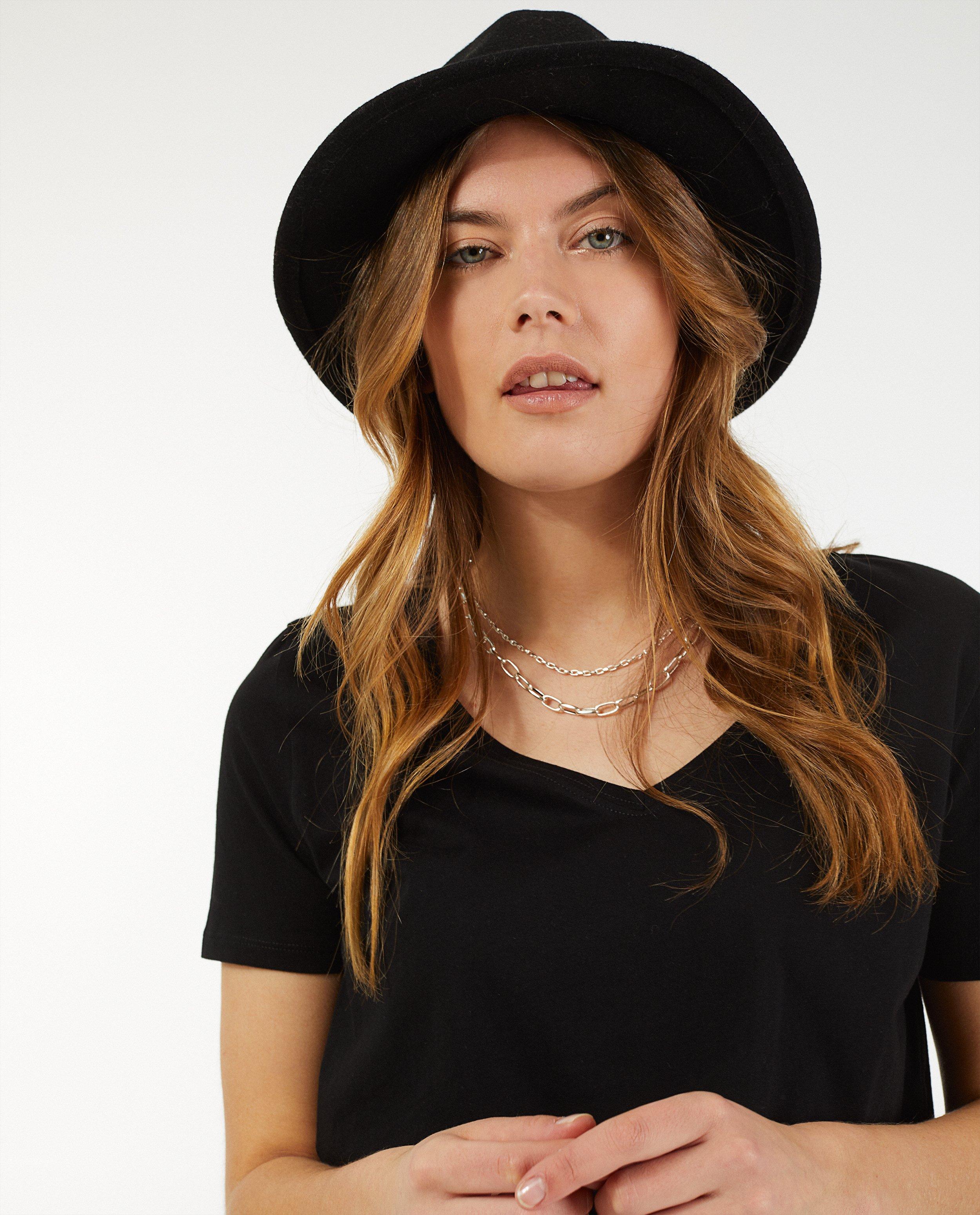 Zwart T-shirt van biokatoen Sora - met V-hals - Sora