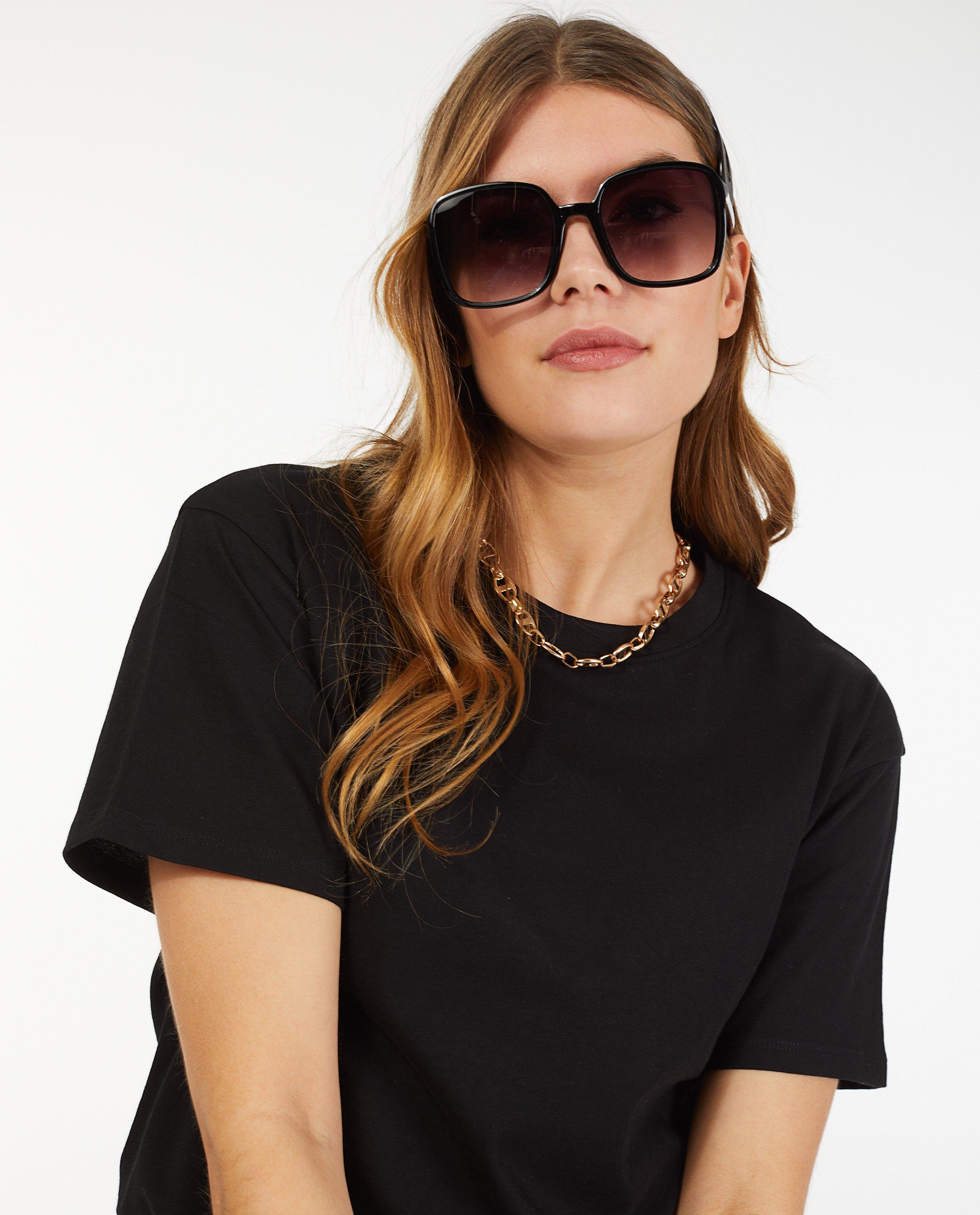 T-shirts - 