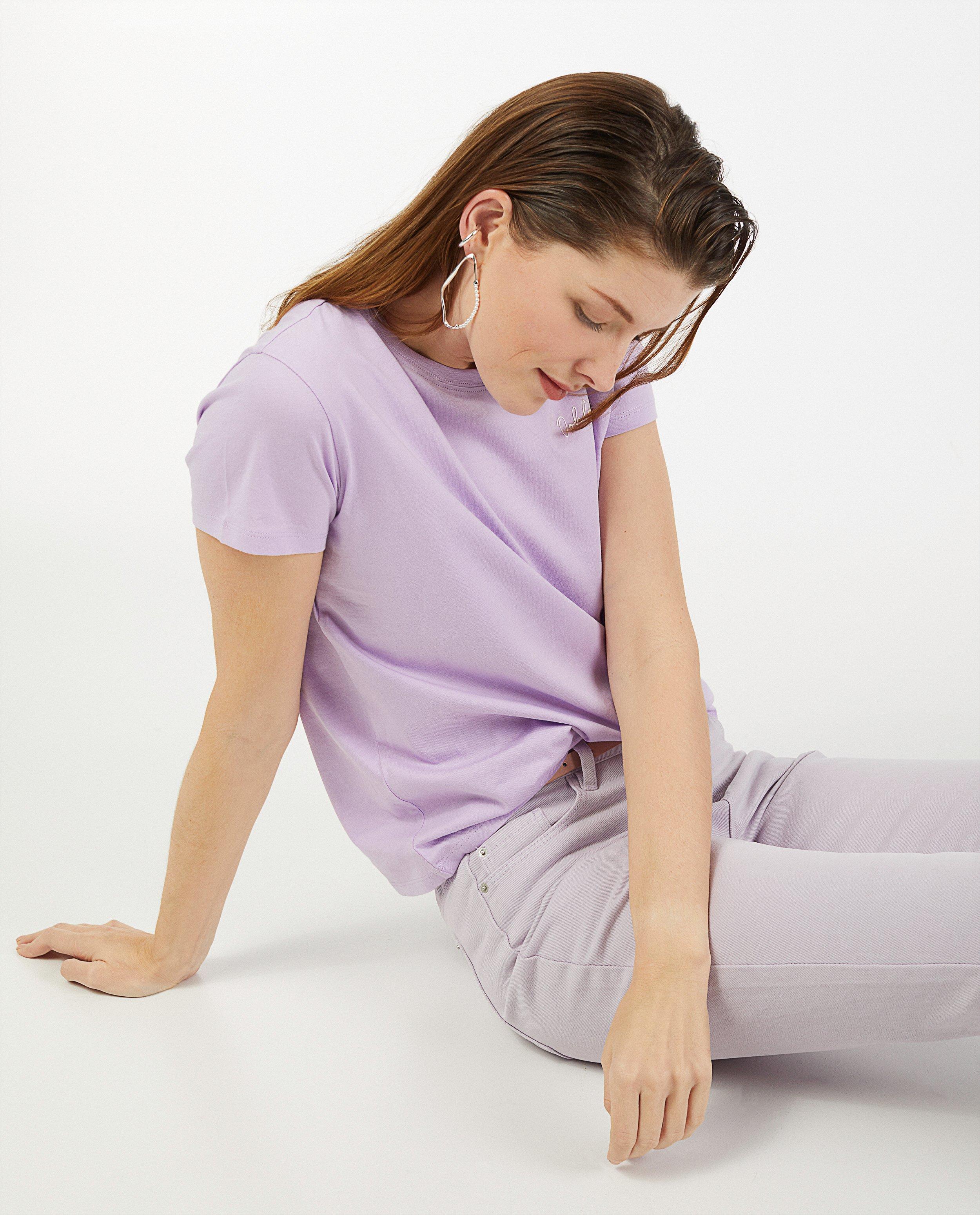 T-shirts - 