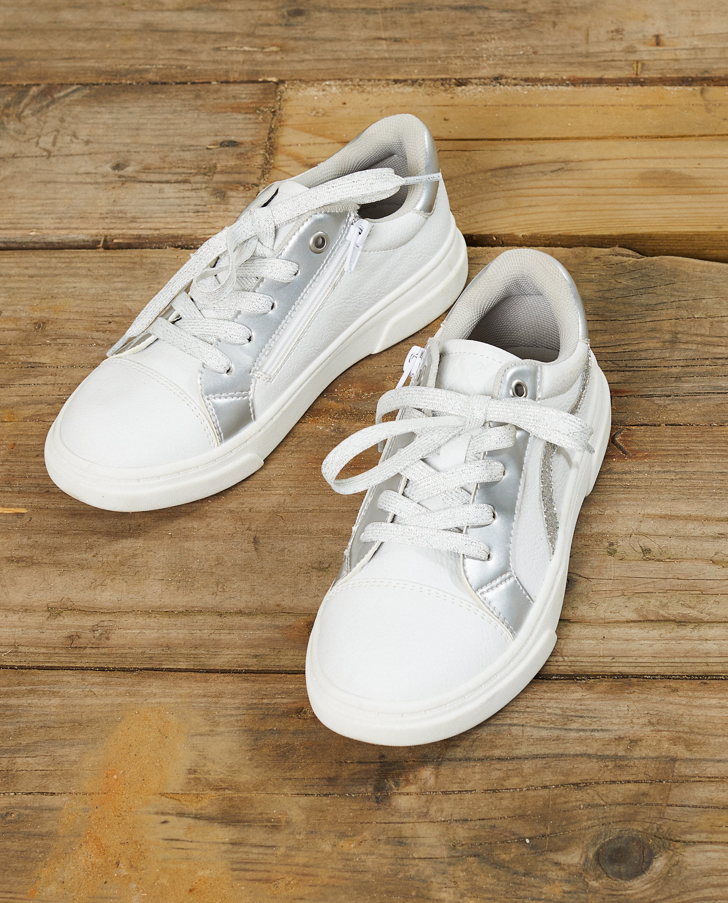 Schoenen - Witte sneakers met glitter, maat 30-38