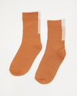 Chaussettes brunes avec une rayure blanche - et un relief côtelé - JBC
